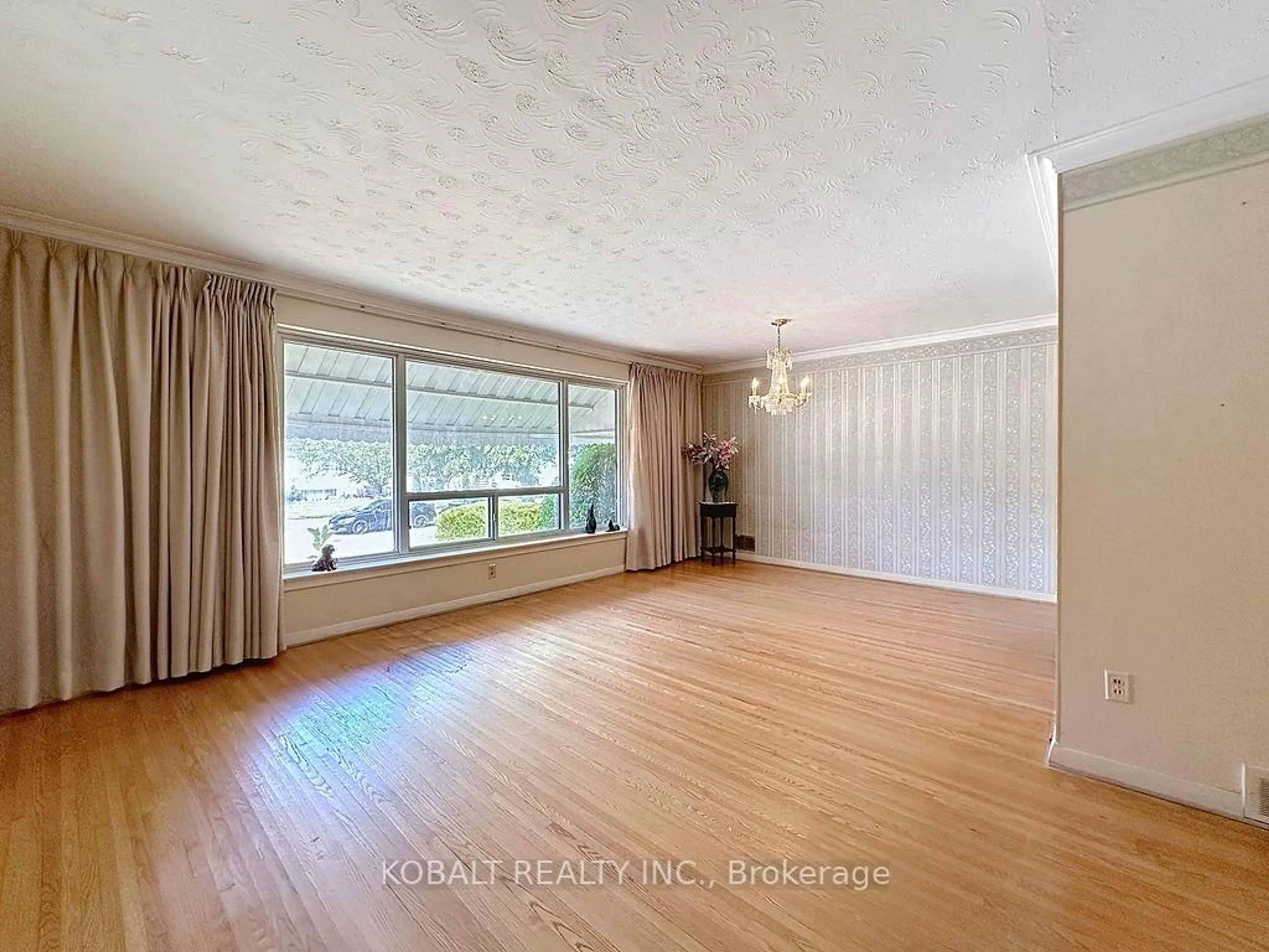 A pic of a room for 19 Kidbrooke Cres, Toronto Ontario M1M 3E4