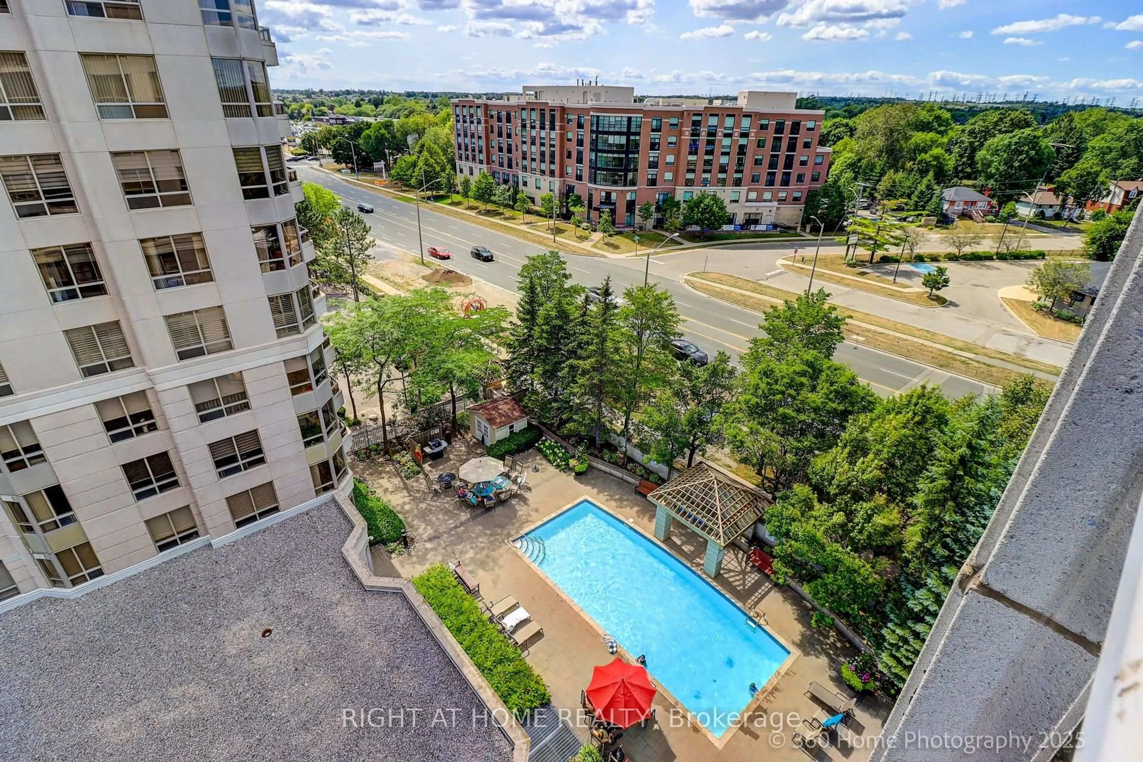 Pool for 1200 The Elsplanade #817, Pickering Ontario L1V 6V3