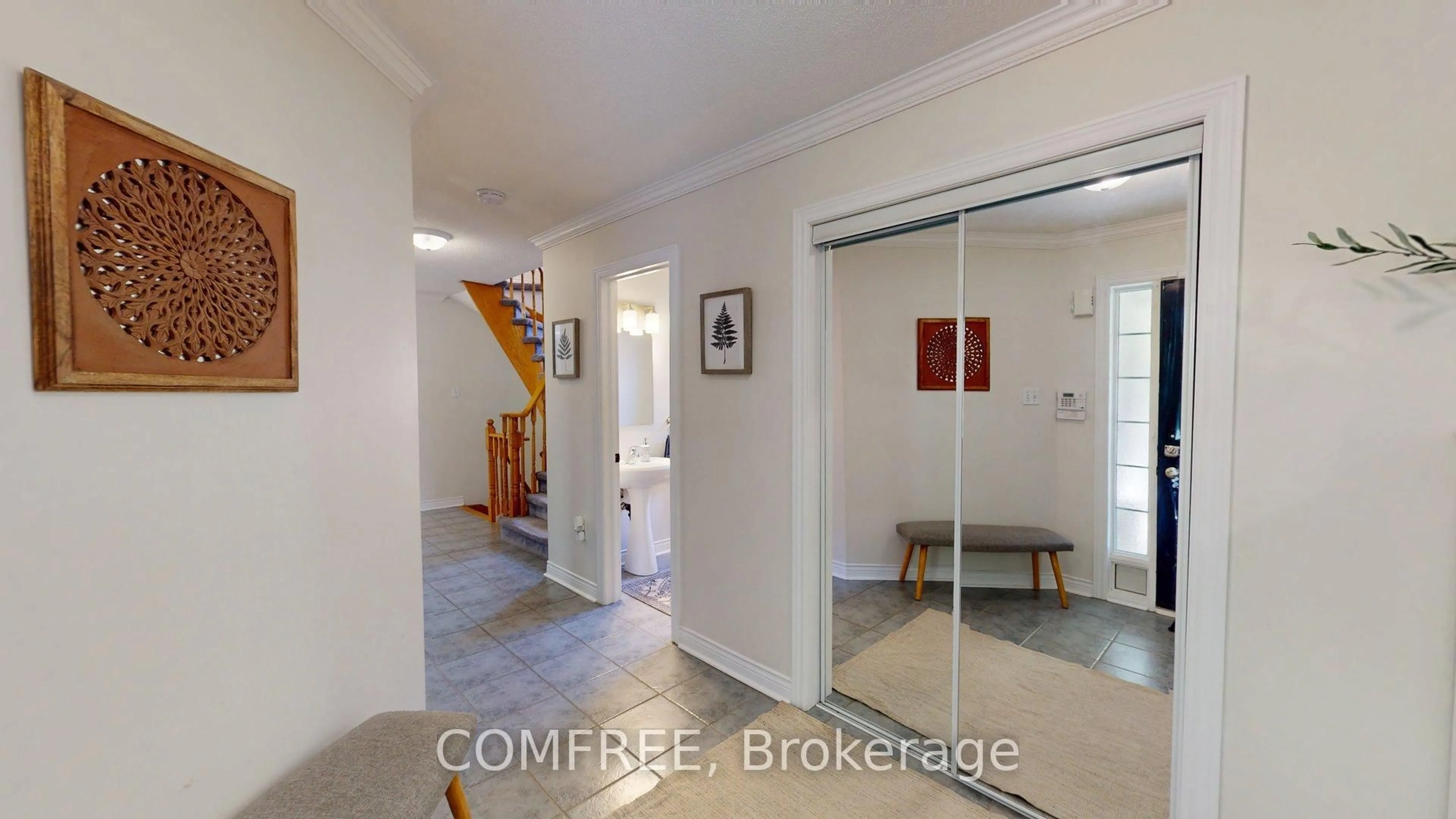Indoor entryway for 27 Markwood Cres, Whitby Ontario L1R 2S3