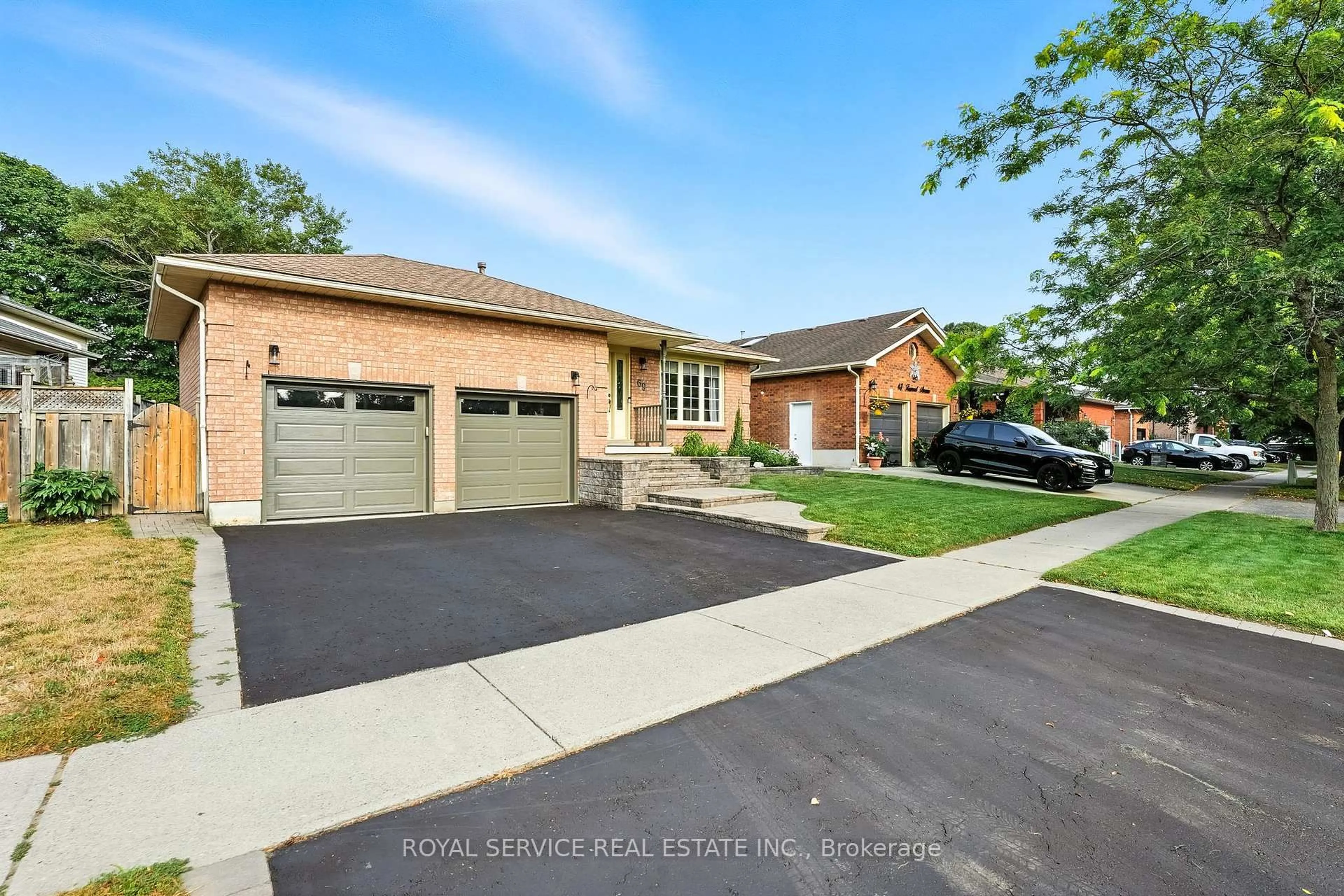 Home with brick exterior material, street for 69 Firwood Ave, Clarington Ontario L1E 2B2