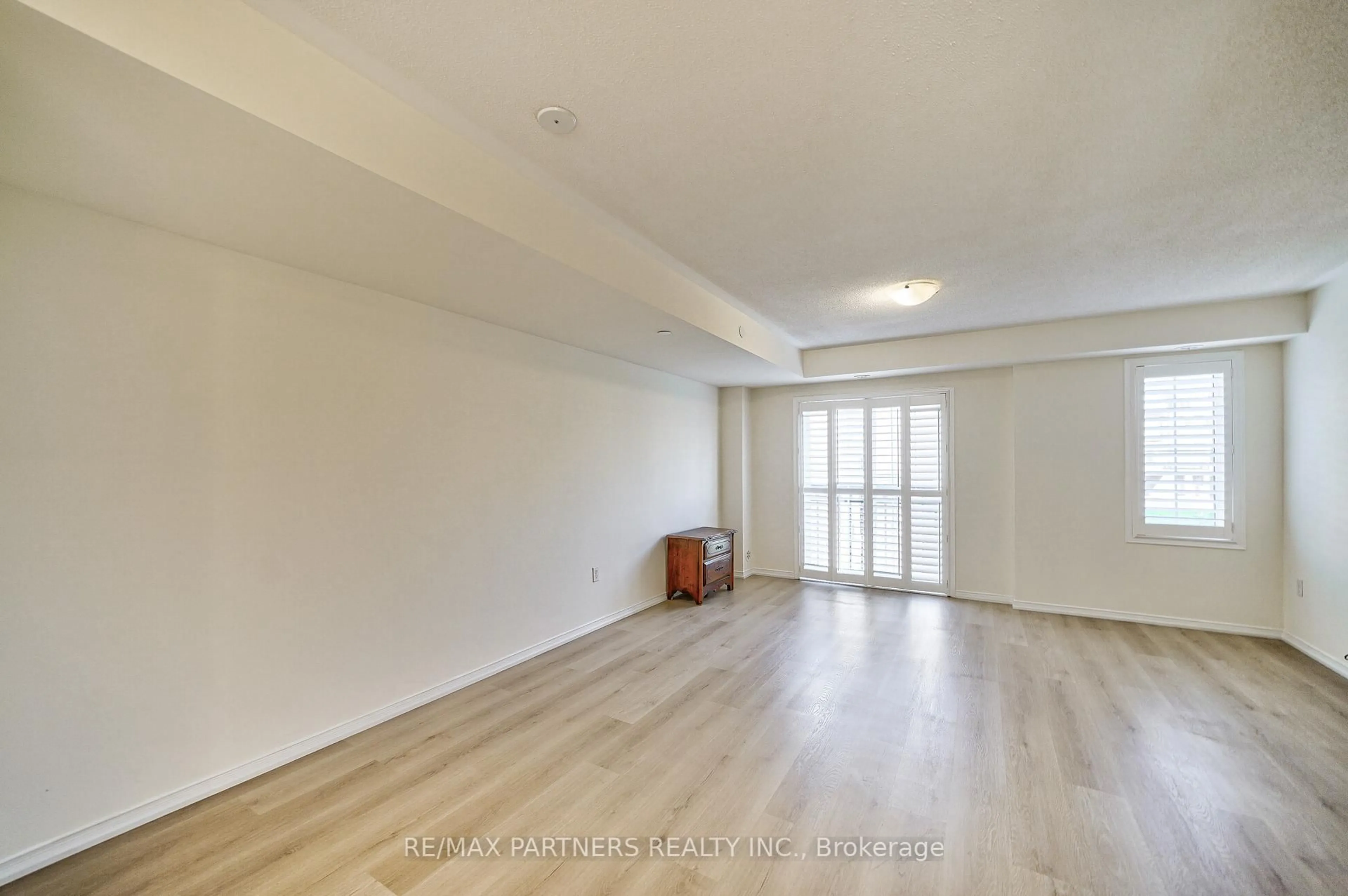 A pic of a room for 2615 Eaglesham Path, Oshawa Ontario L1L 0M7