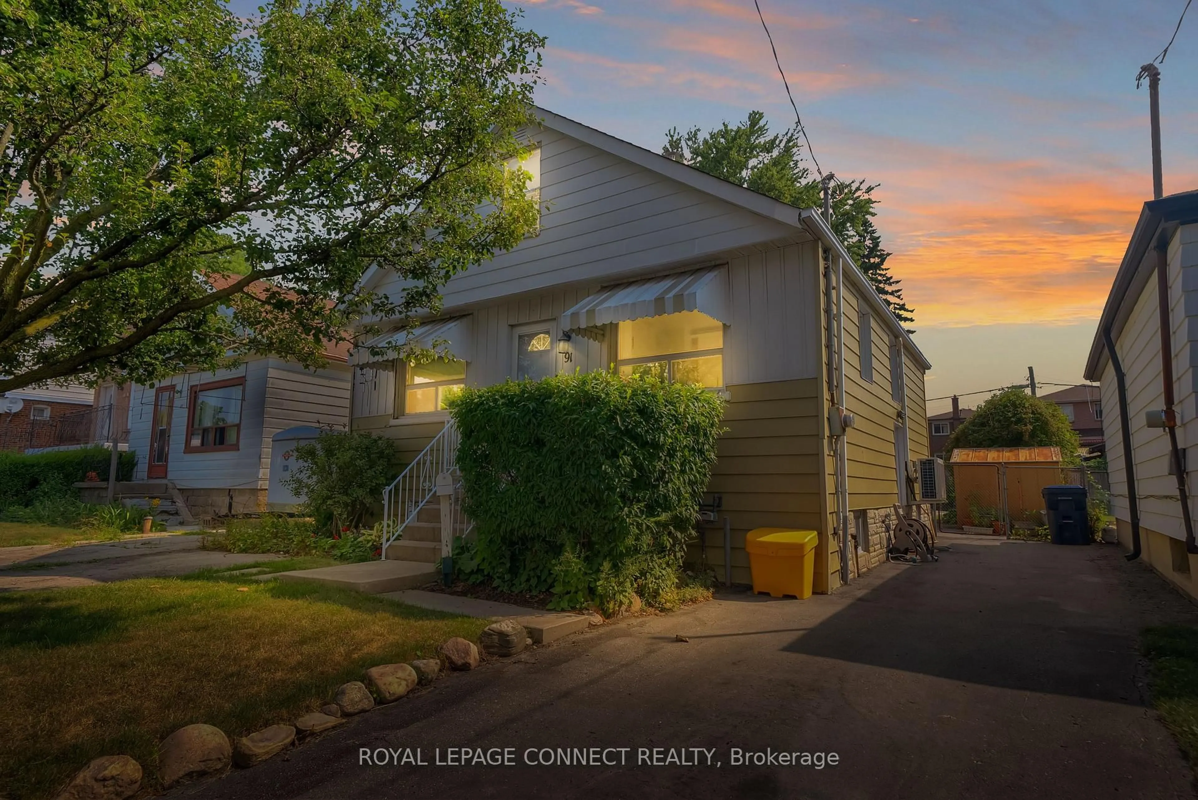 Unknown for 91 Lillington Ave, Toronto Ontario M1N 3K6