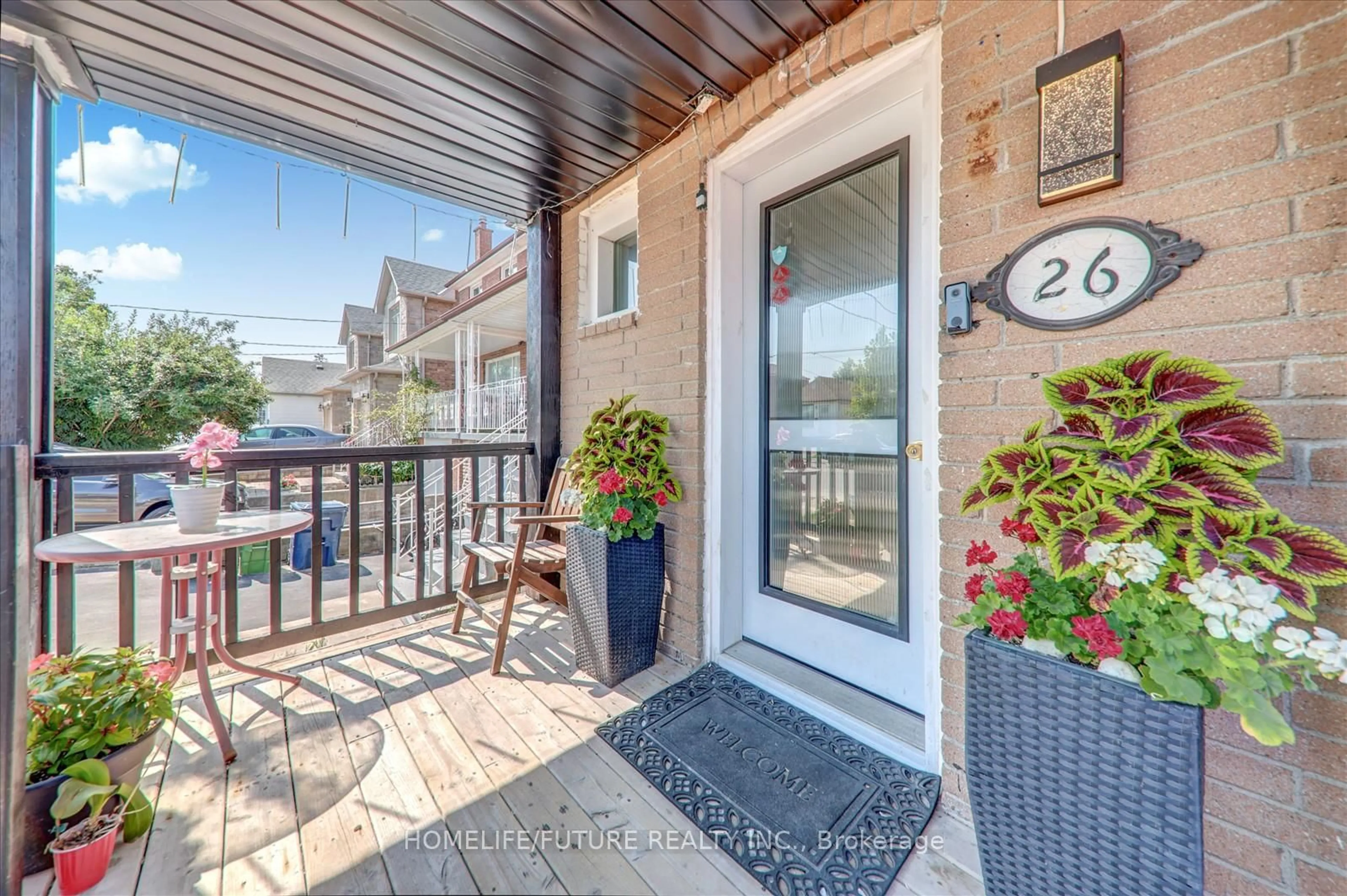 Indoor entryway for 26 North Bonnington Ave, Toronto Ontario M1K 1X2