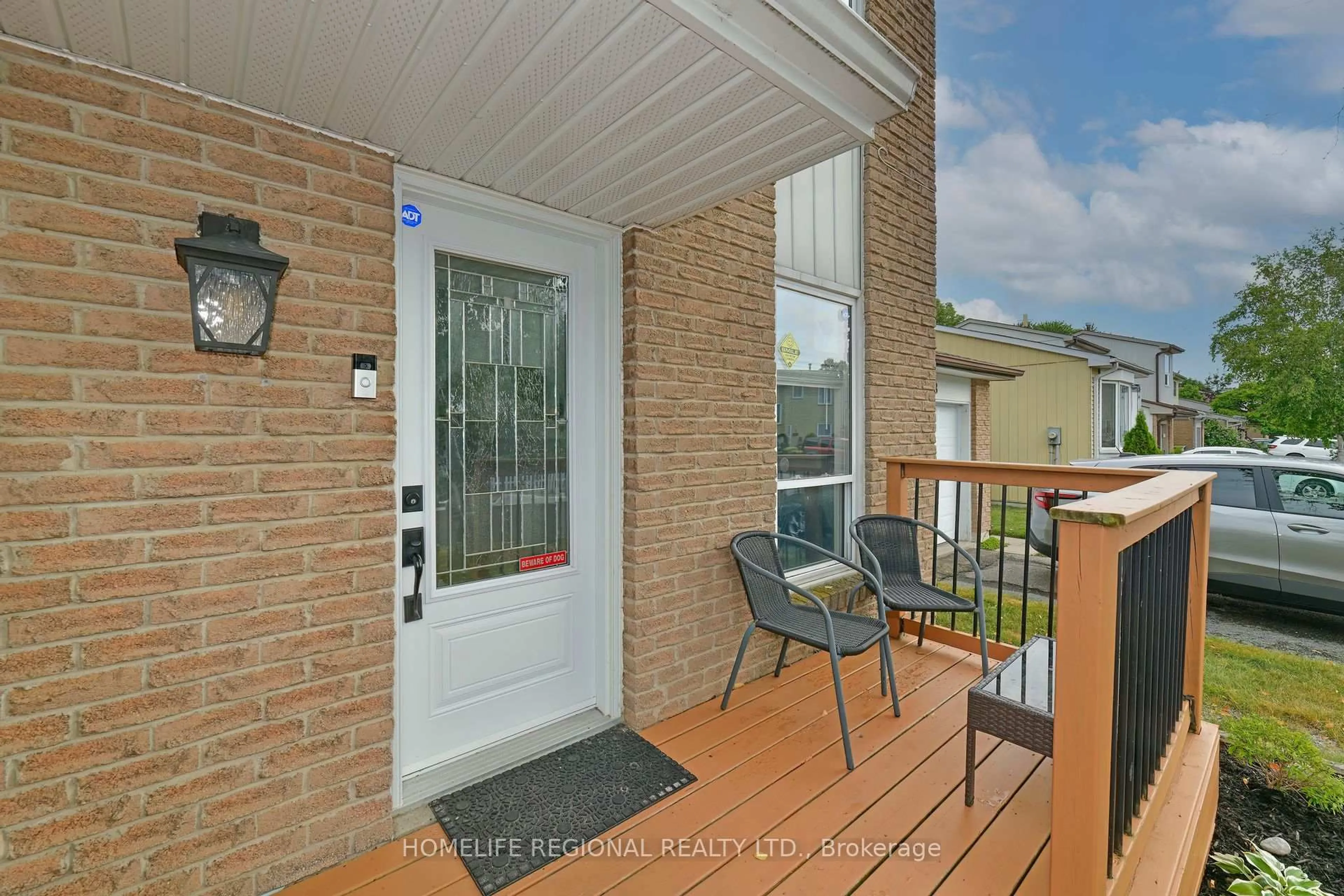 Patio, street for 30 Lucas Lane, Ajax Ontario L1S 3P8