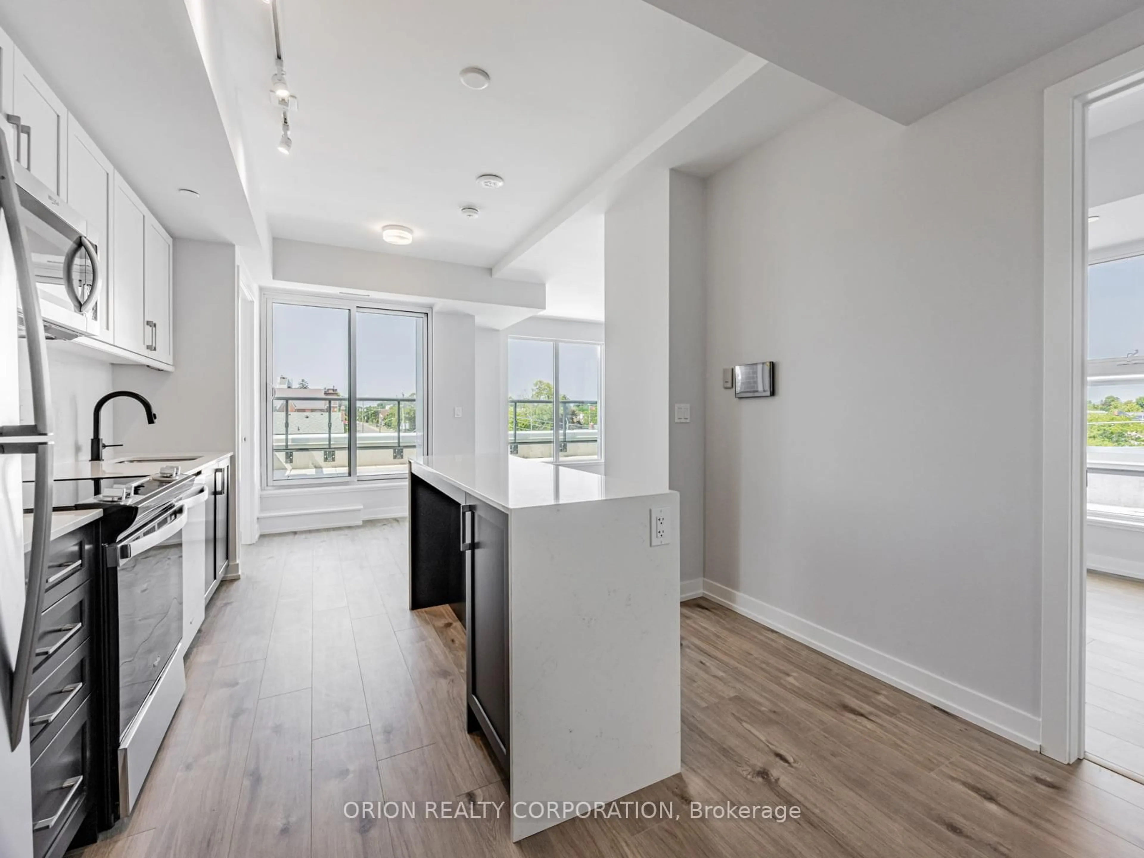 Open concept kitchen, unknown for 201 Brock St #430, Whitby Ontario L1N 4K2
