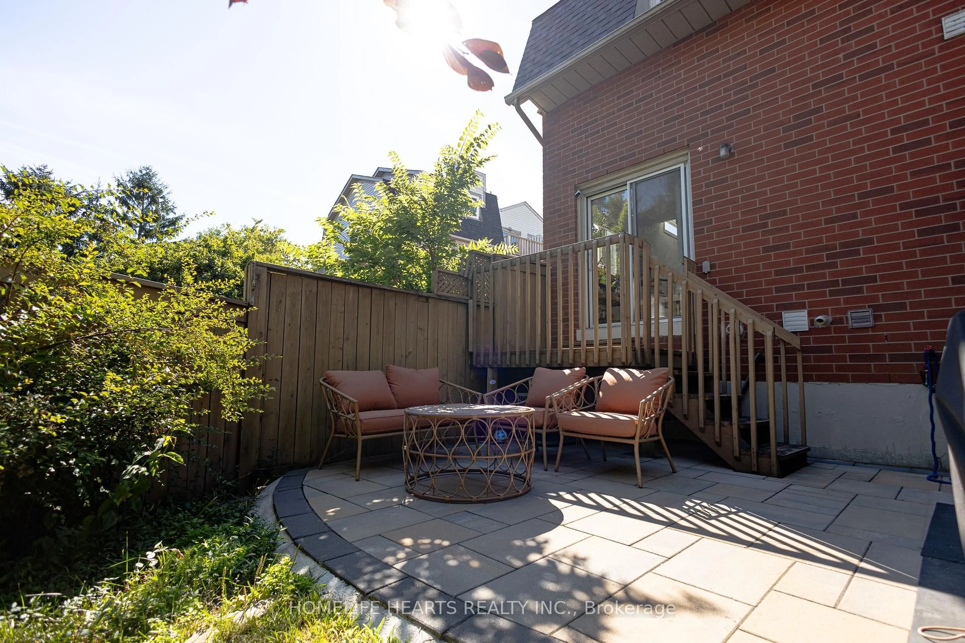 Patio, street for 1635 Pickering Pkwy #15, Pickering Ontario L1V 6W8