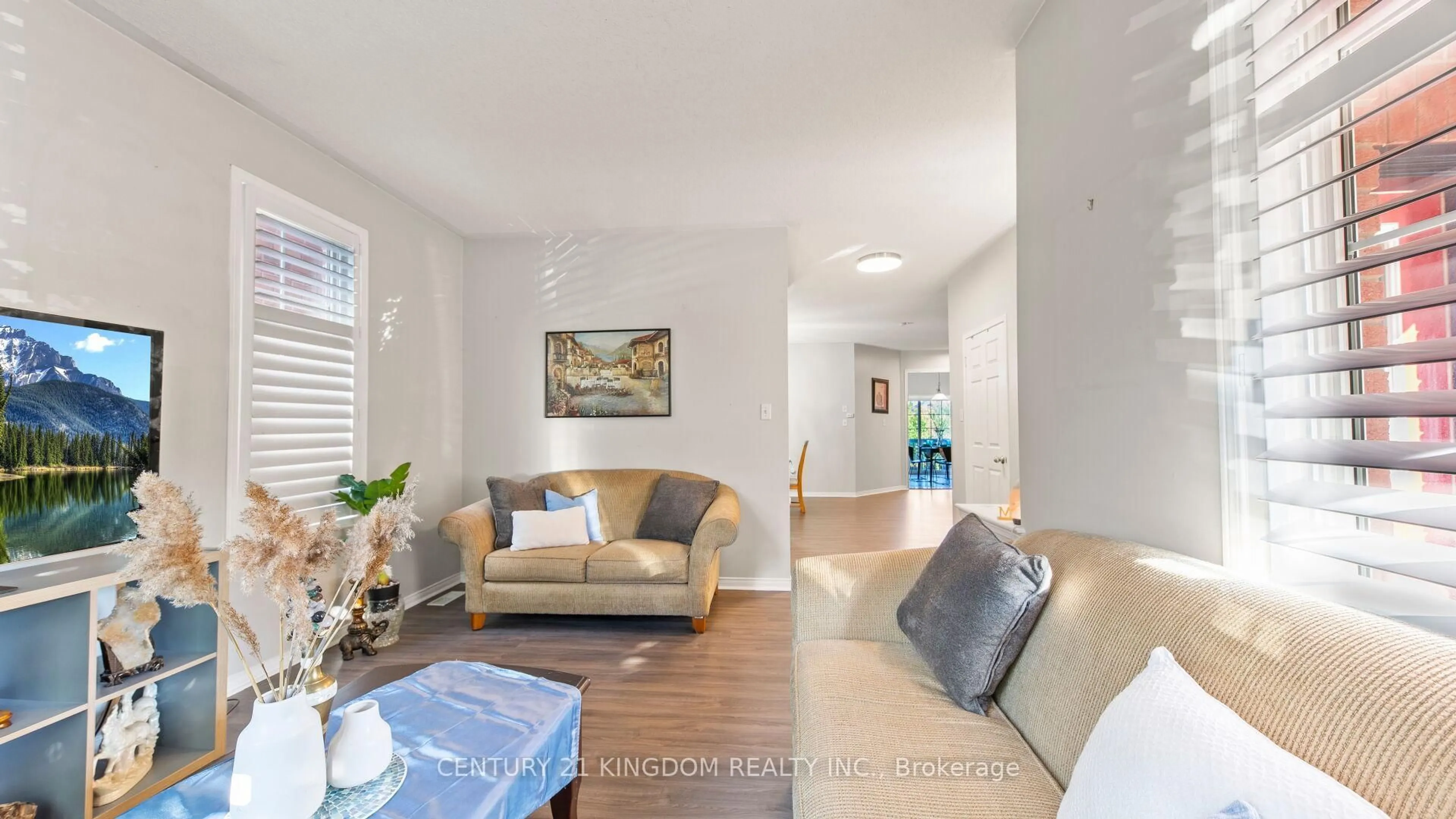 Living room with furniture, unknown for 35 Haskell Ave, Ajax Ontario L1T 4Y8