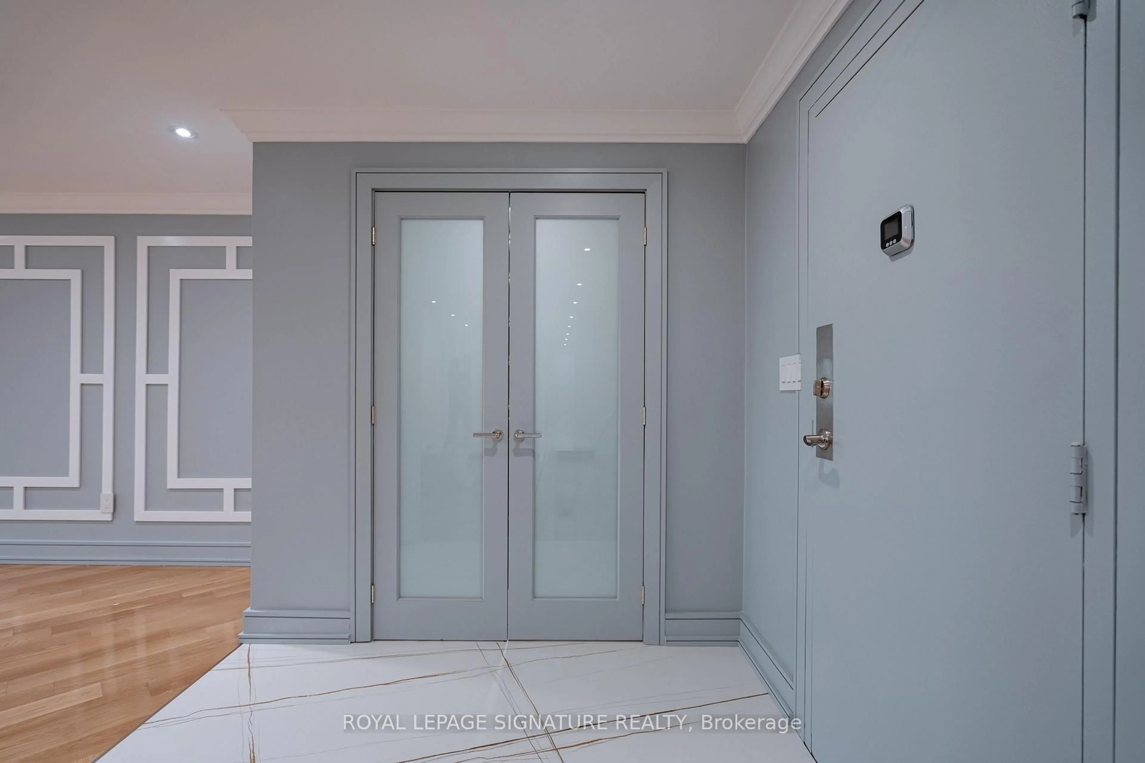 Indoor foyer for 65 Huntingdale Blvd #1405, Toronto Ontario M1W 2P1
