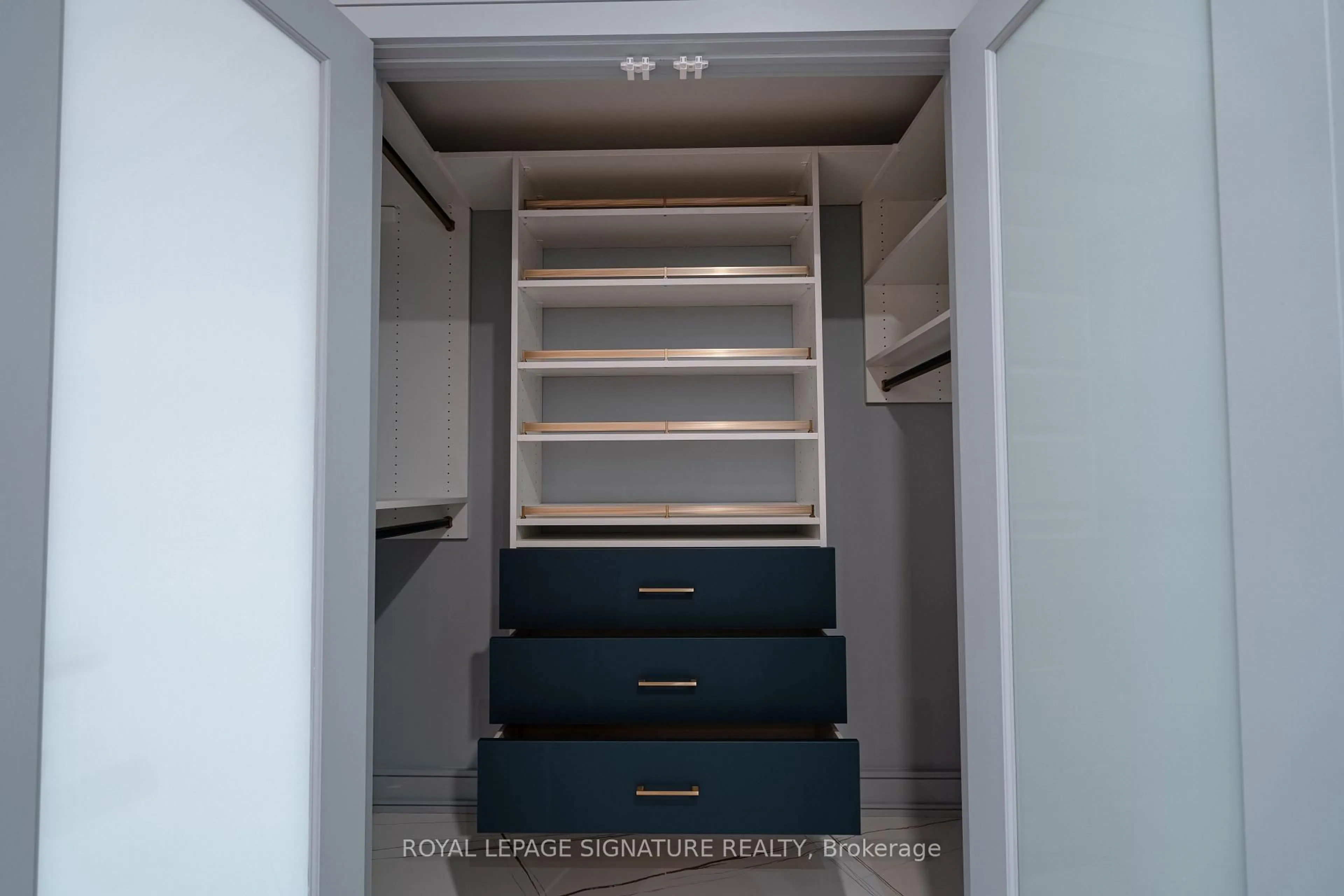 Storage room or clothes room or walk-in closet for 65 Huntingdale Blvd #1405, Toronto Ontario M1W 2P1