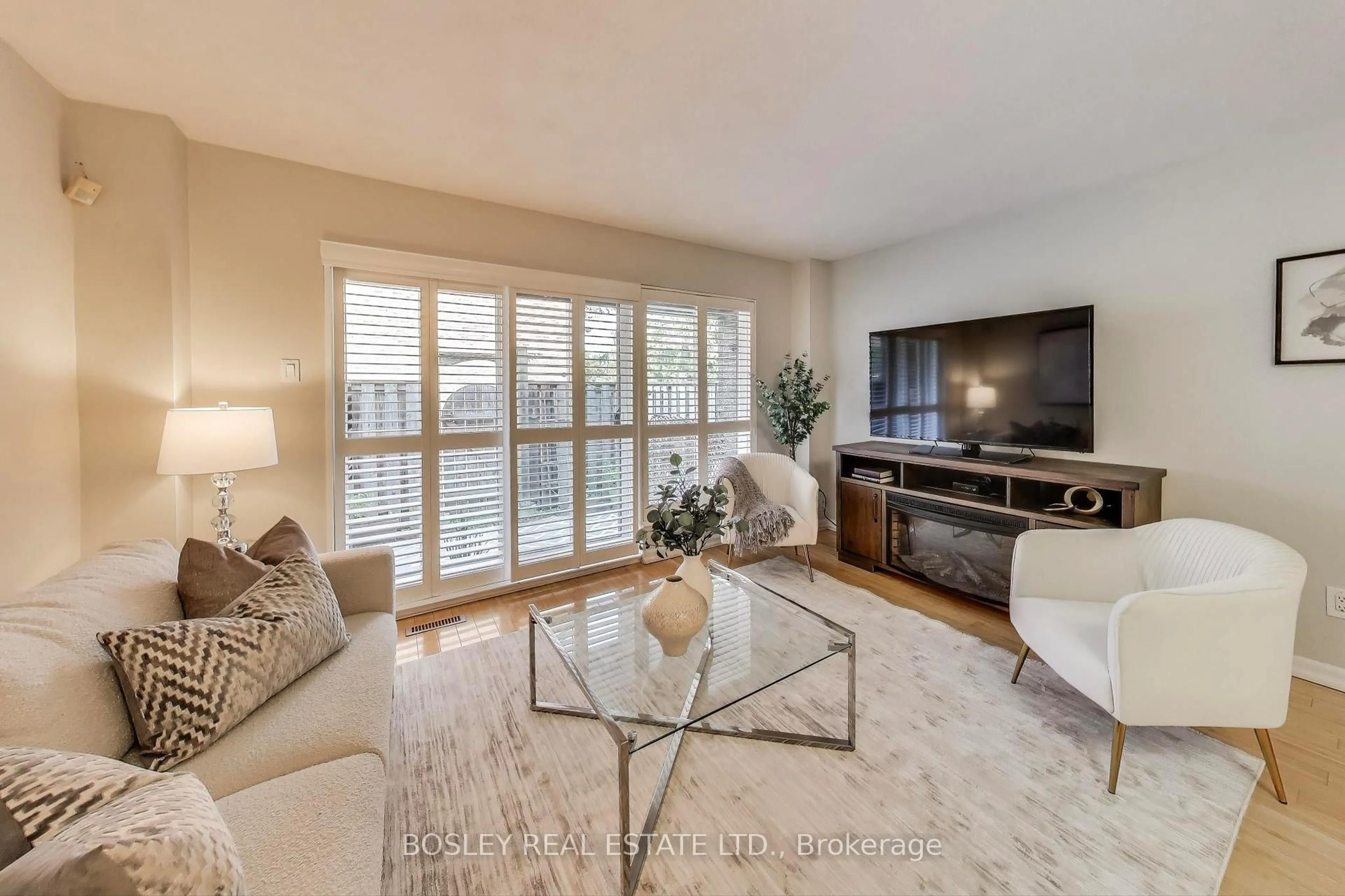 Living room with furniture, unknown for 28 Livingston Rd #64, Toronto Ontario M1E 4S5