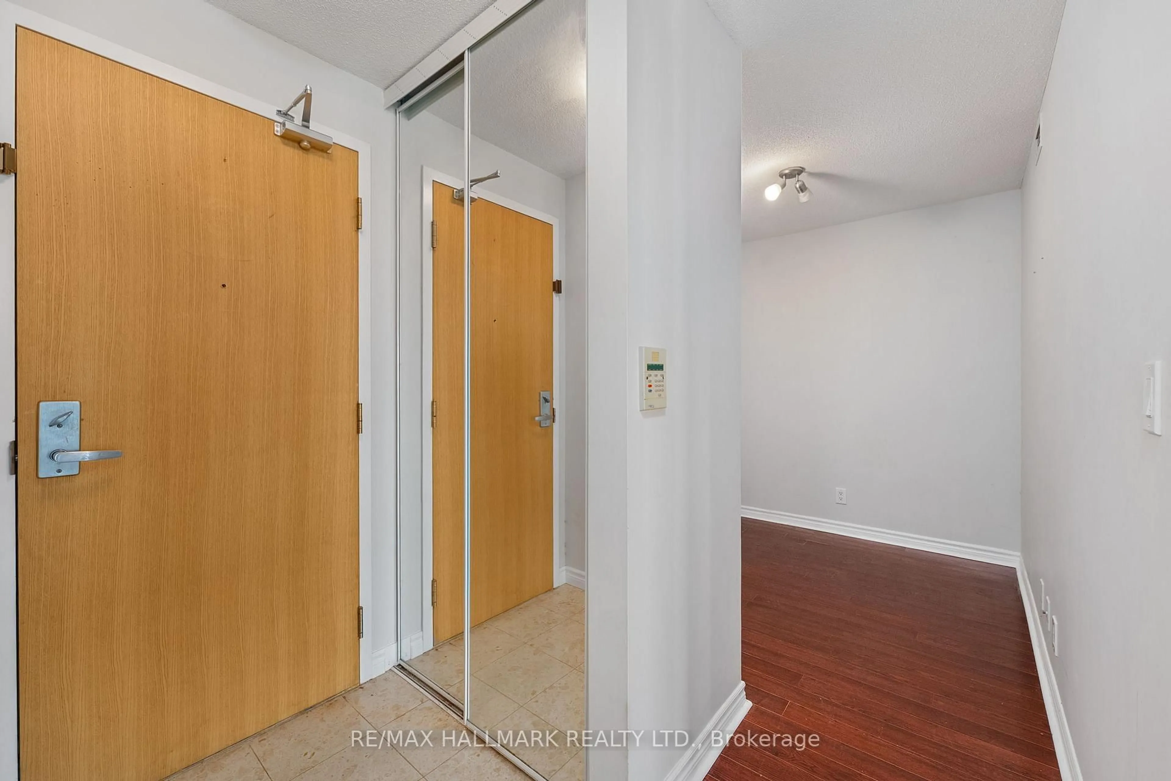 Unknown for 68 Grangeway Ave #909, Toronto Ontario M1H 0A1