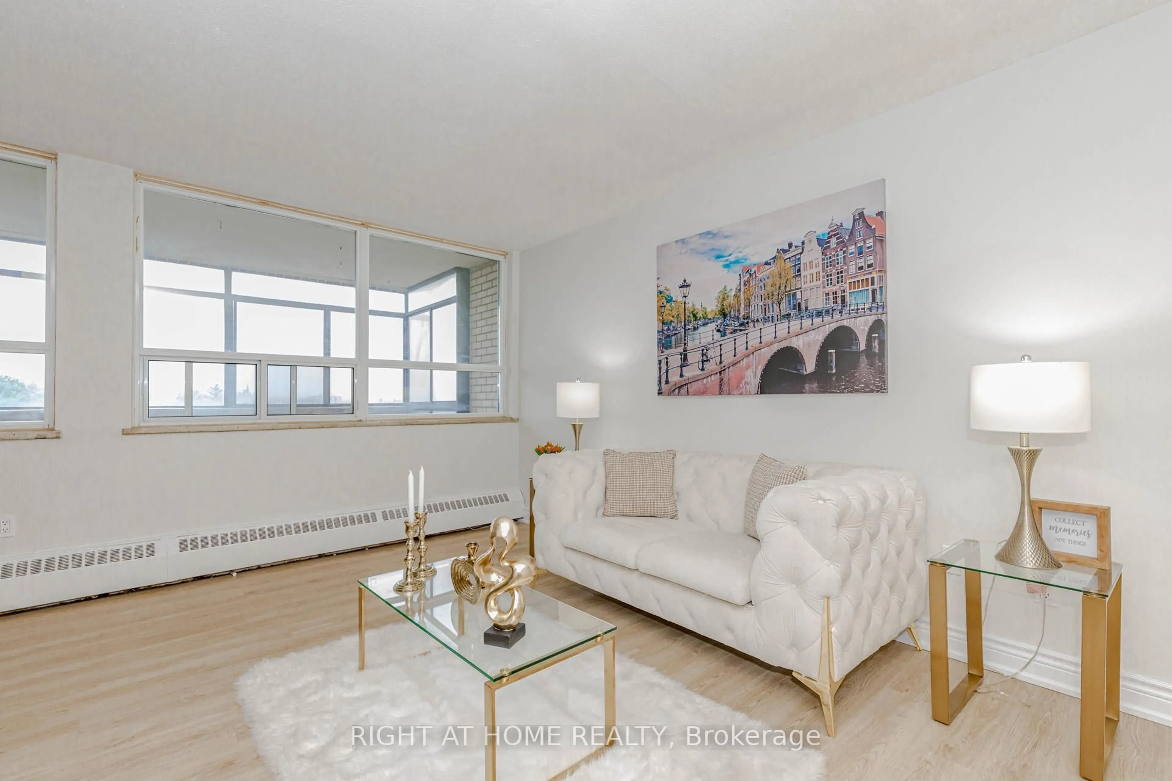 Living room with furniture, unknown for 3311 Kingston Rd #707, Toronto Ontario M1M 1R1