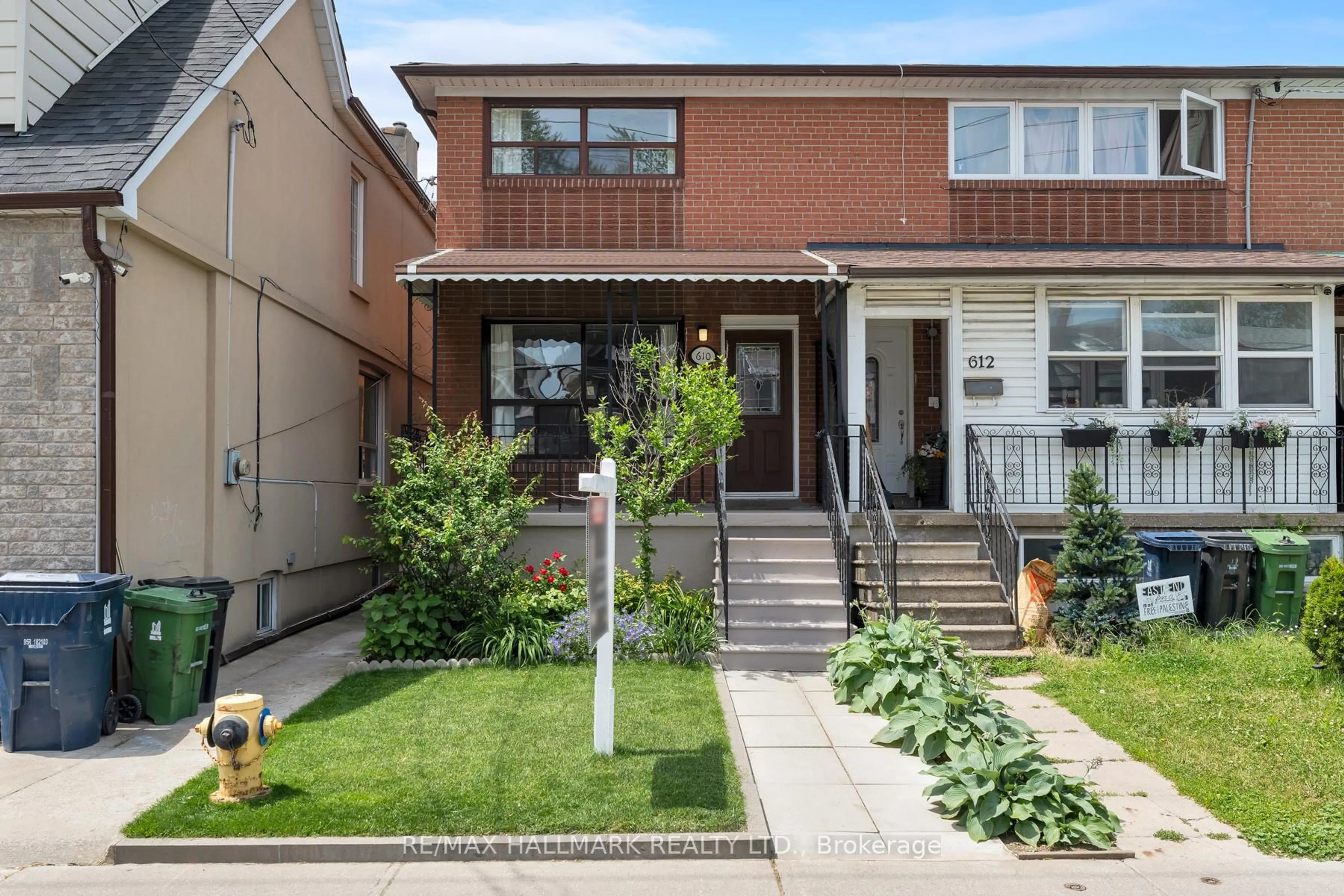 Home with brick exterior material, street for 610 Greenwood Ave, Toronto Ontario M4J 4B2