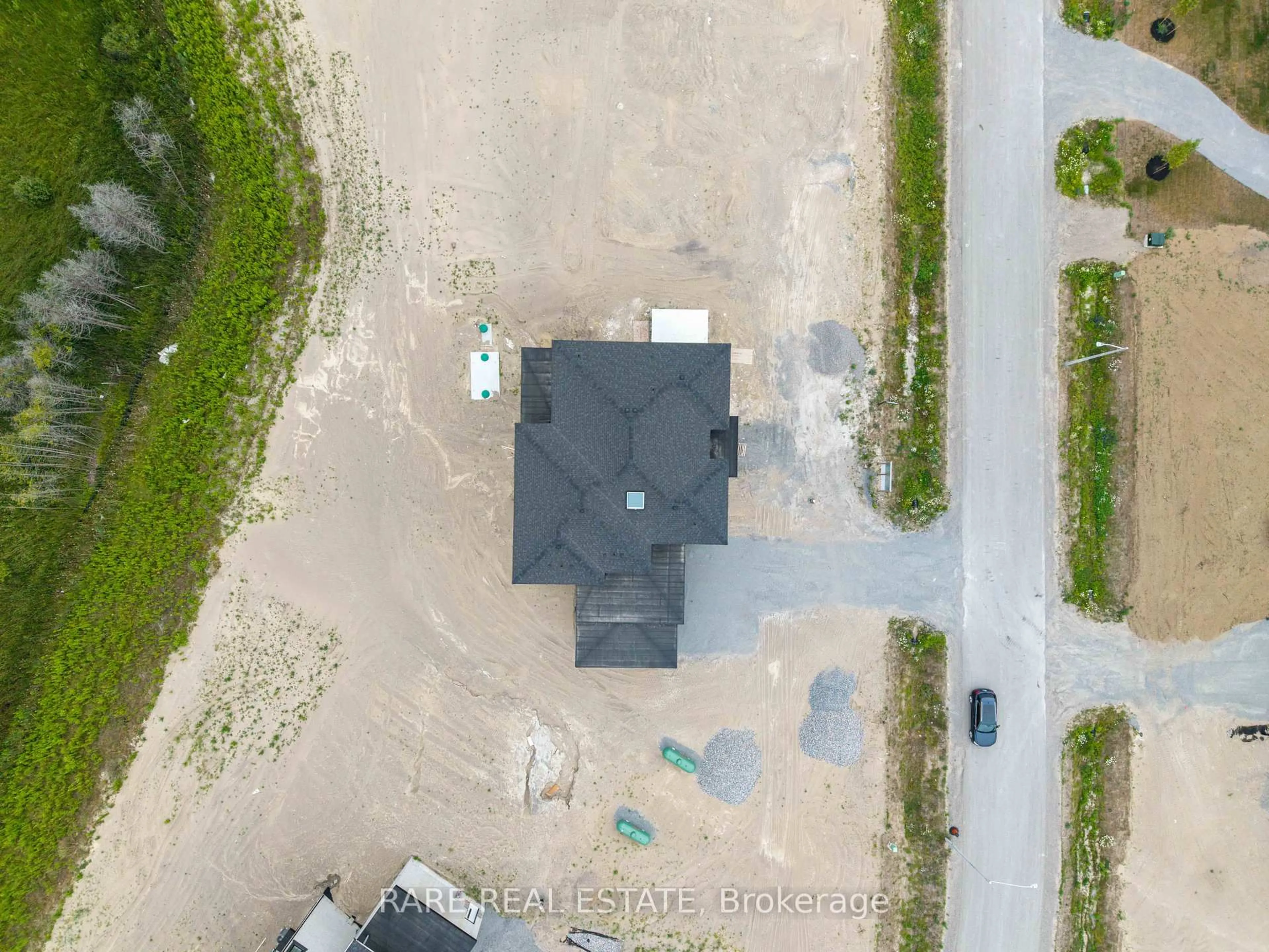 A pic from outside/outdoor area/front of a property/back of a property/a pic from drone, street for 5 Openshaw Pl, Clarington Ontario L1A 3V7