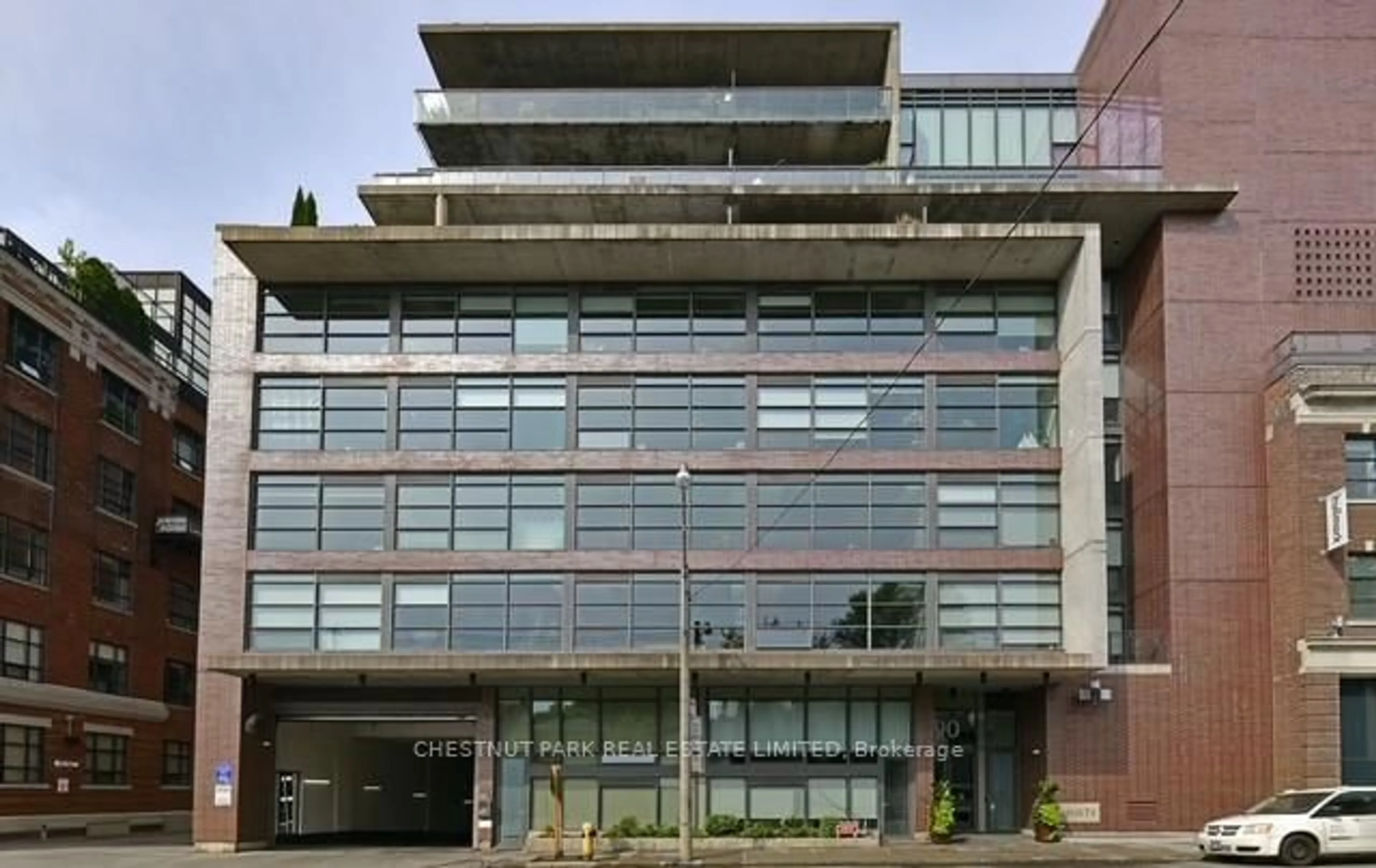 Indoor foyer for 90 Broadview Ave #806, Toronto Ontario M4M 3H3