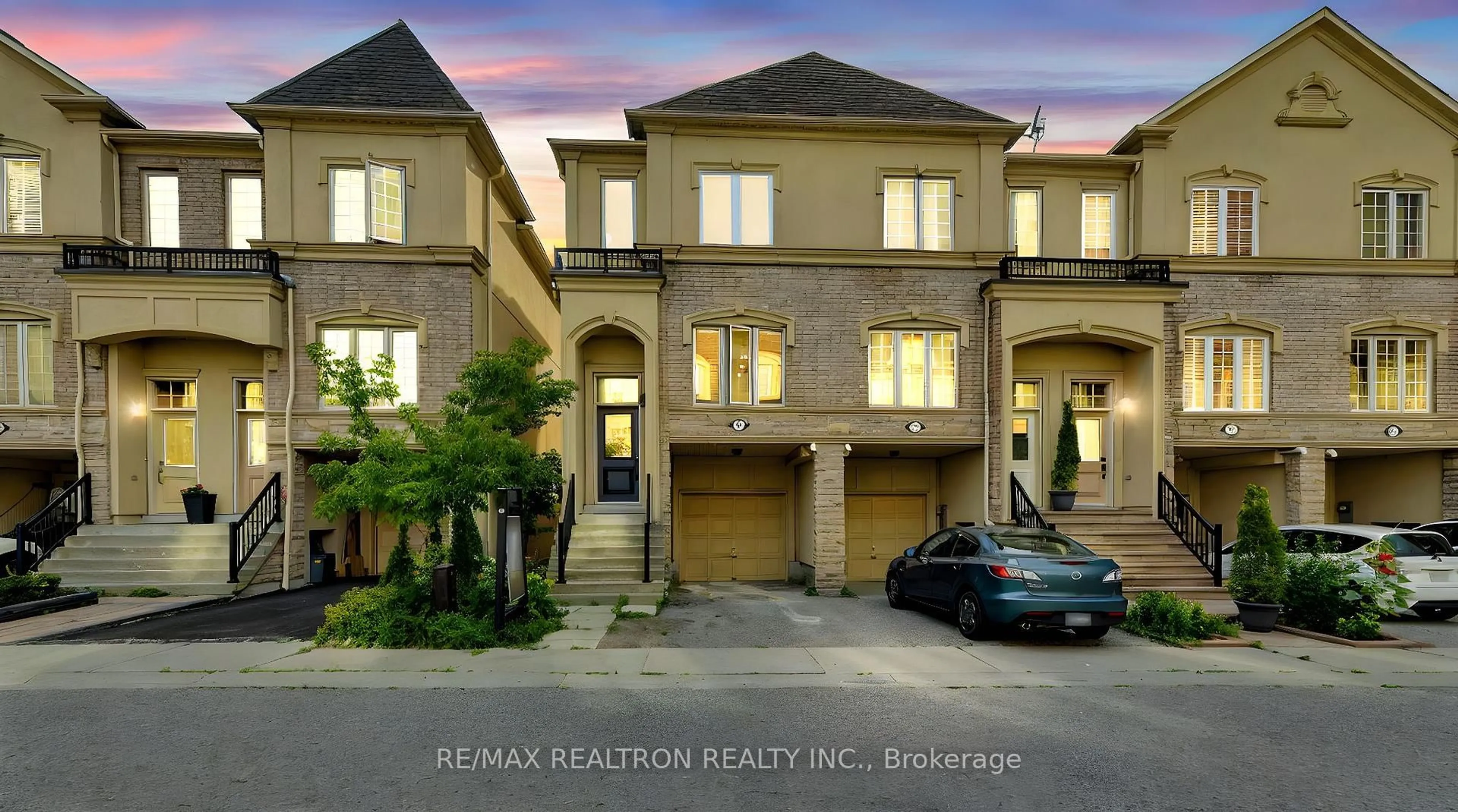 Home with brick exterior material, street for 1250 St Martins Dr #8, Pickering Ontario L1W 0A2