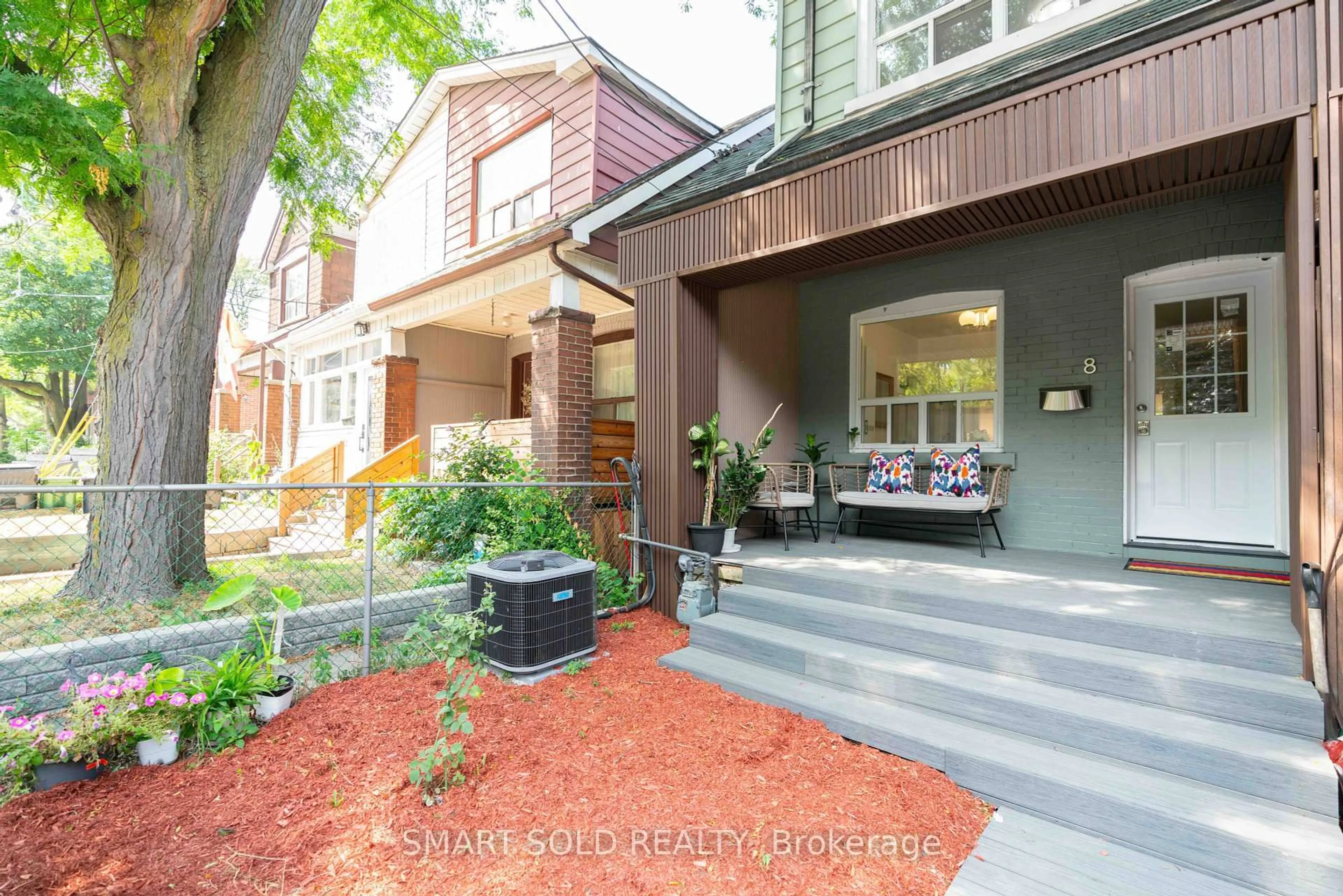 Patio, street for 8 Hanson St, Toronto Ontario M4J 1G7