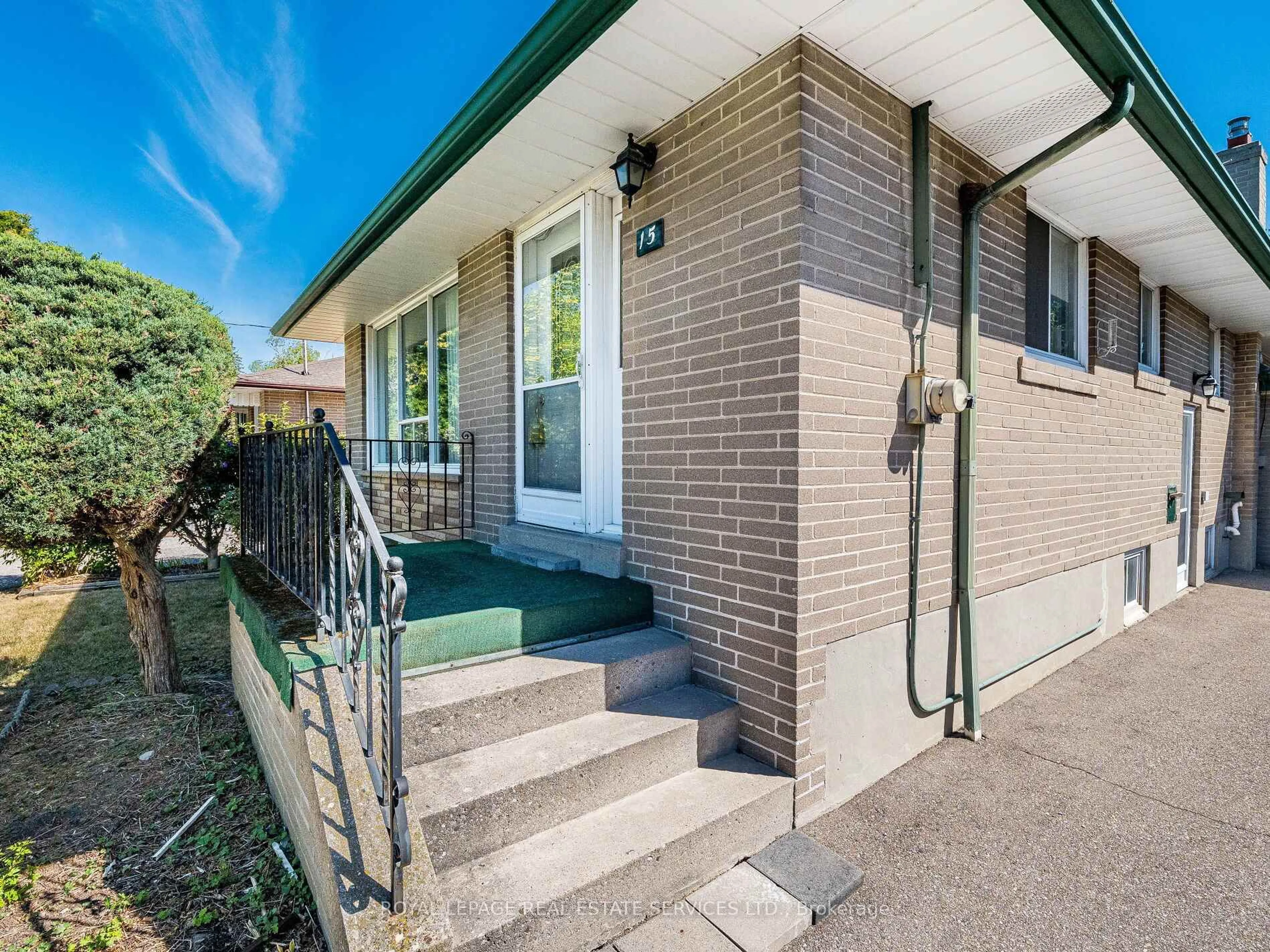 Home with brick exterior material, street for 15 Hughey Cres, Toronto Ontario M1K 2V3