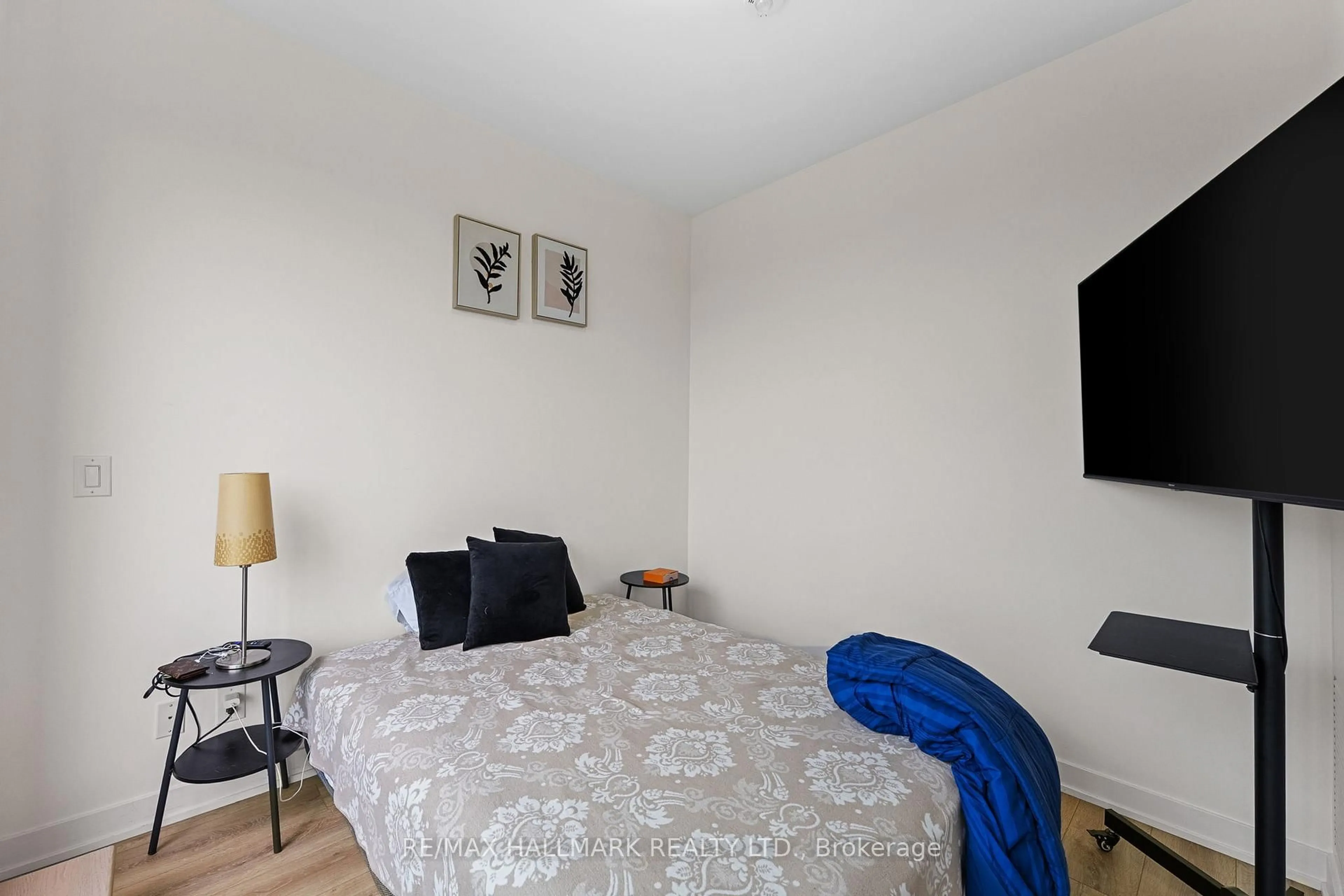 A pic of a room for 2799 Kingston Rd #Ph 924, Toronto Ontario M1M 1N1