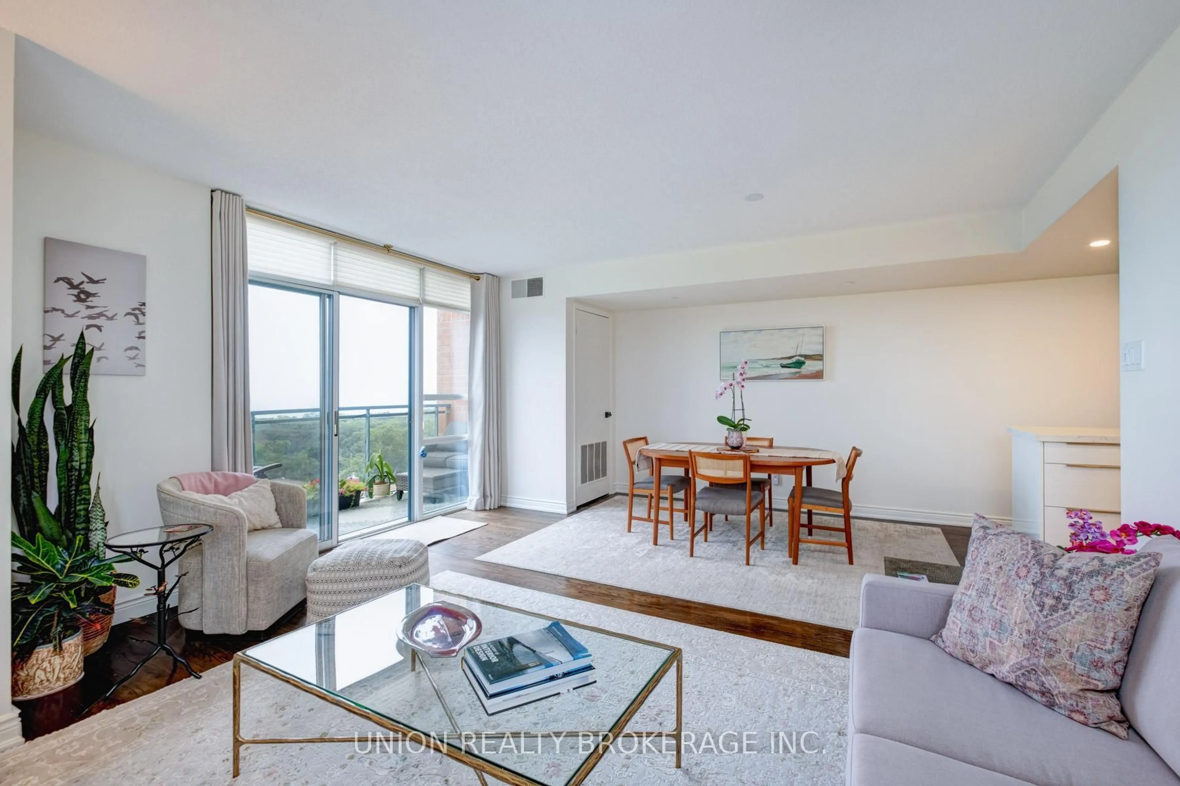 Living room with furniture, unknown for 1093 Kingston Rd #1204, Toronto Ontario M1N 4E2