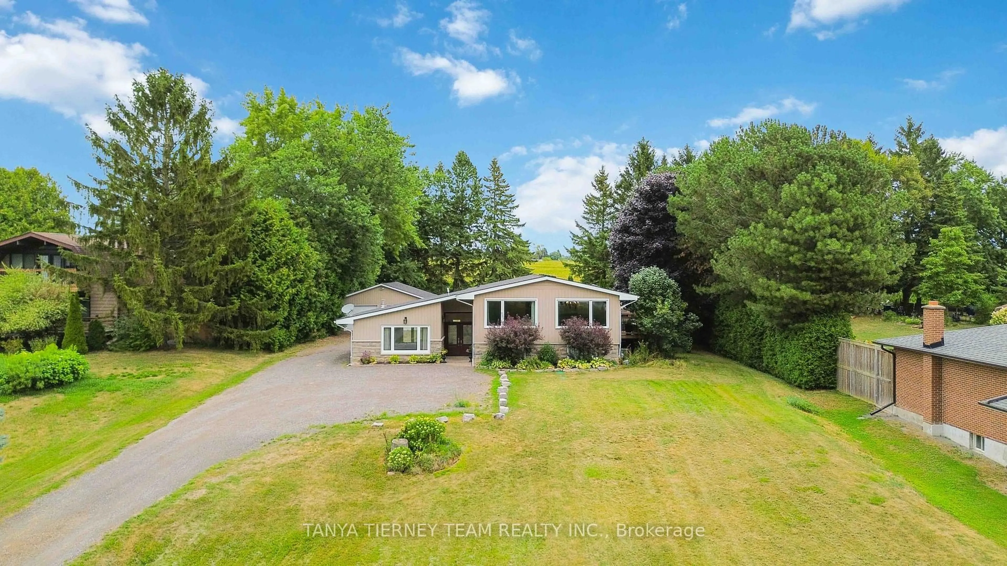 A pic from outside/outdoor area/front of a property/back of a property/a pic from drone, unknown for 6381 Leskard Rd, Clarington Ontario L0B 1M0