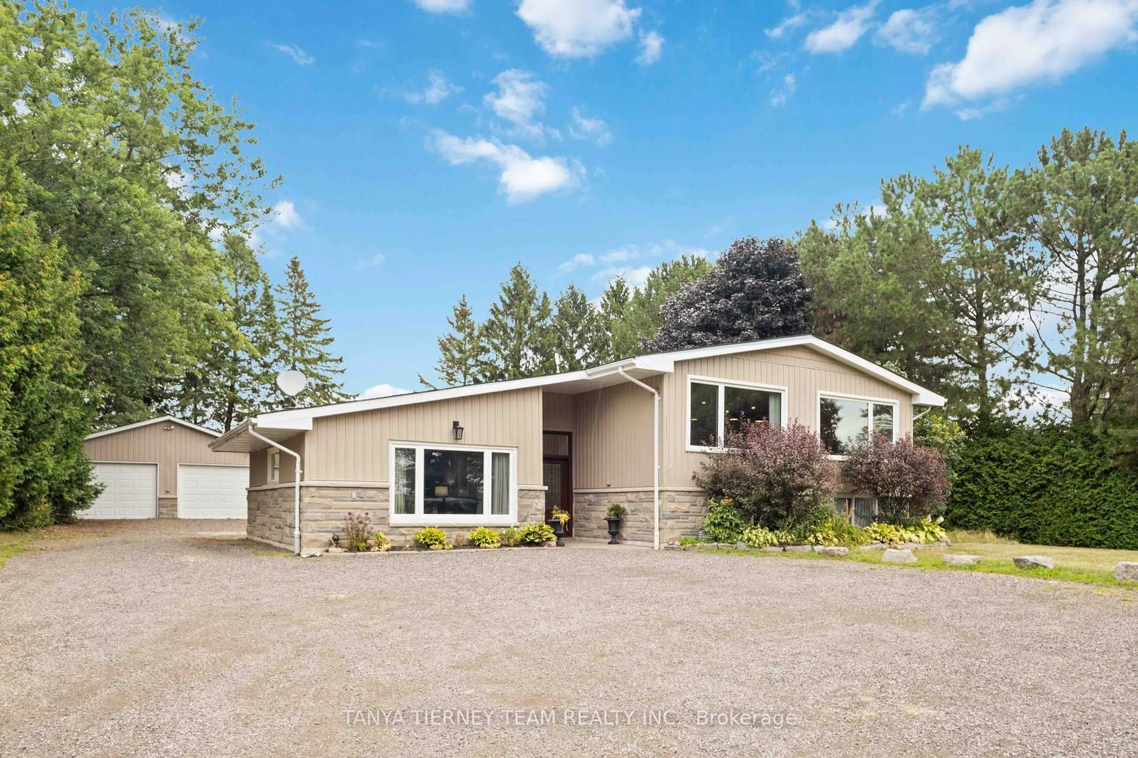 Home with vinyl exterior material, street for 6381 Leskard Rd, Clarington Ontario L0B 1M0