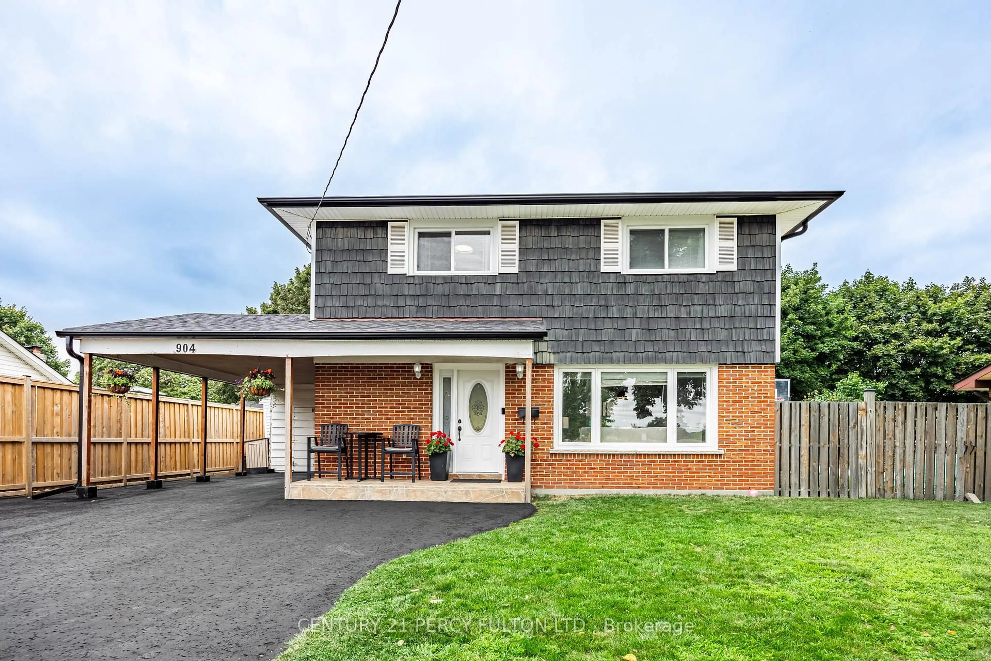 Home with brick exterior material, street for 904 Somerville St, Oshawa Ontario L1G 4J7