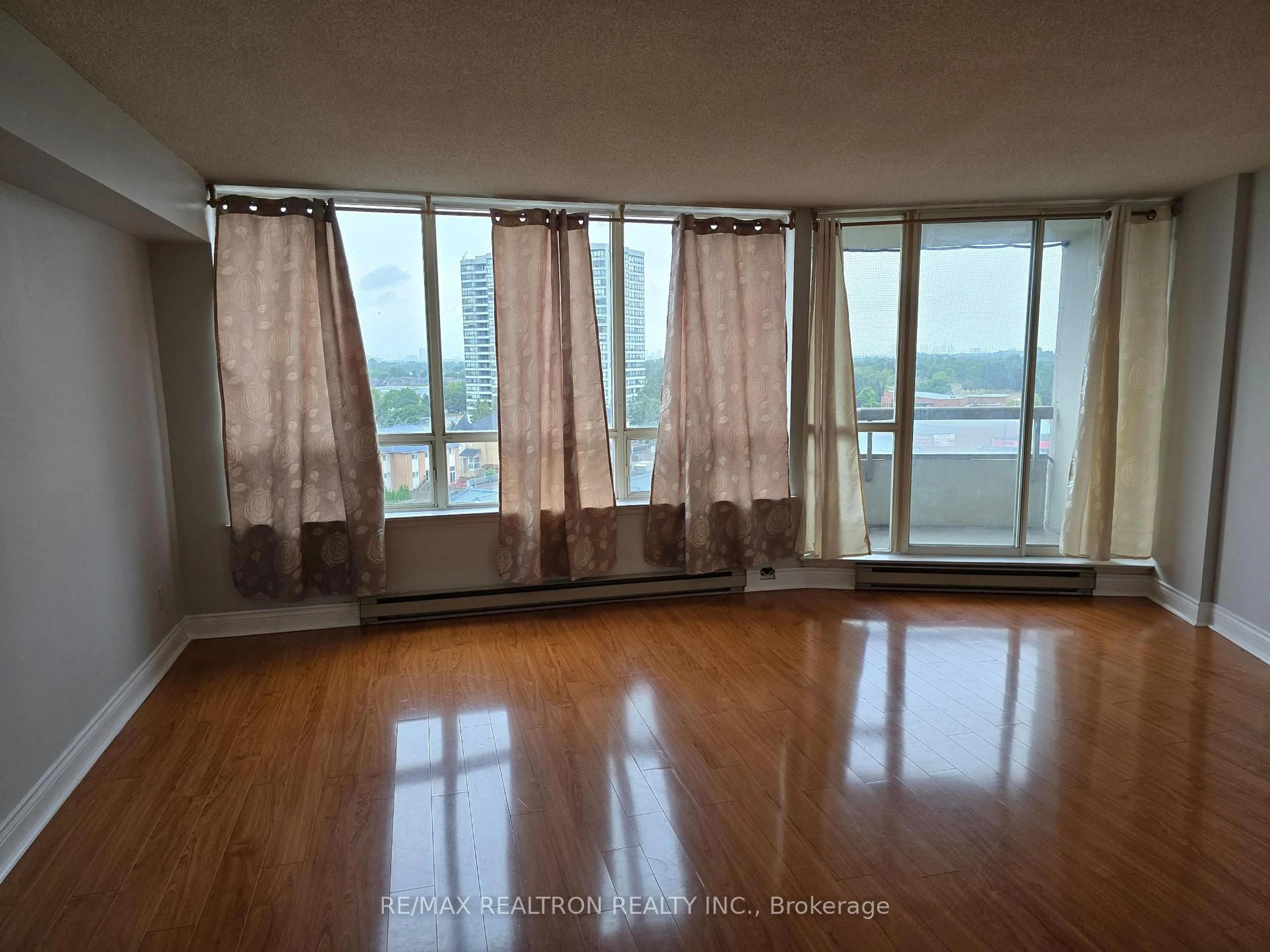 A pic of a room for 160 Alton Tower Circ #1014, Toronto Ontario M1V 4X8
