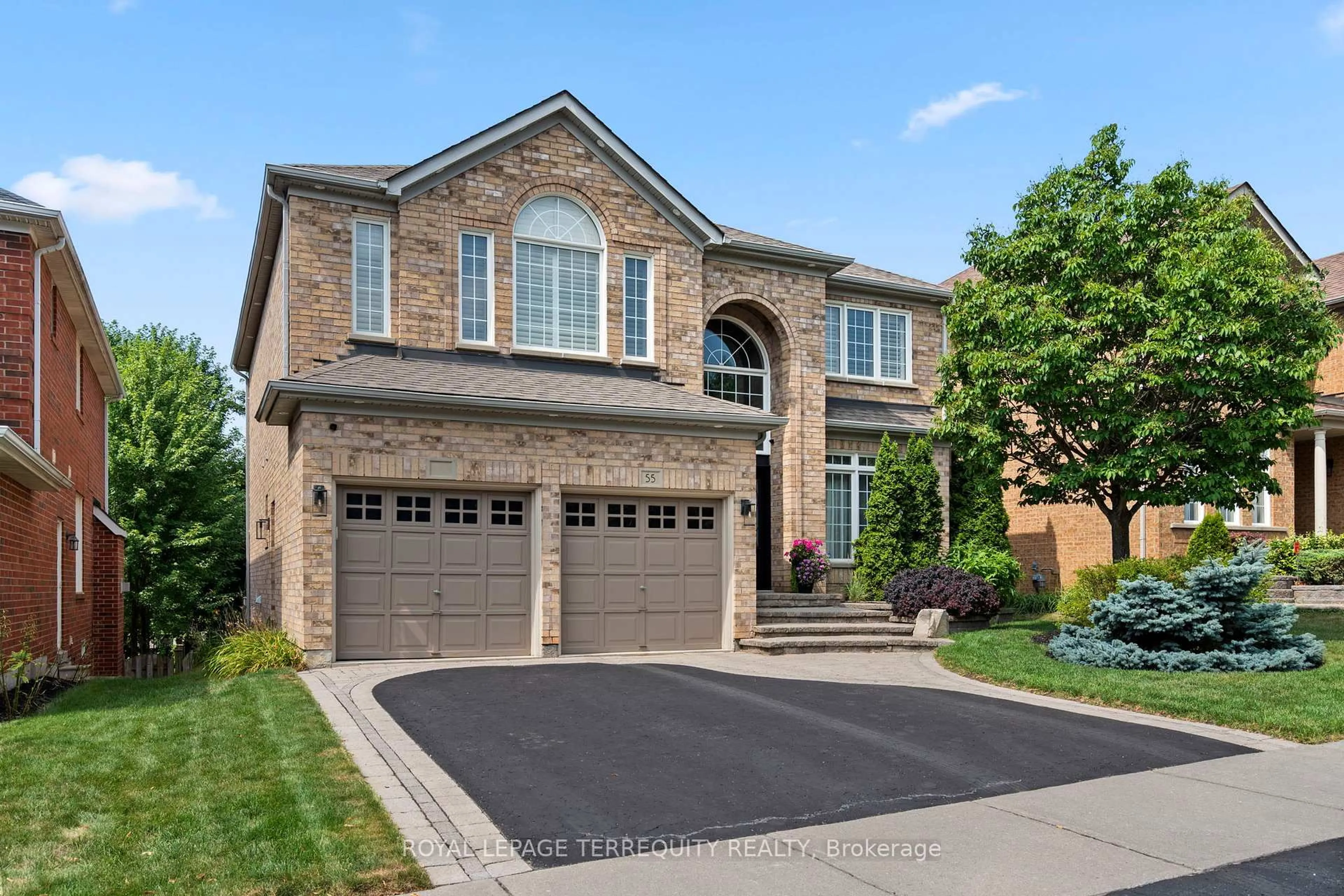 Home with brick exterior material, street for 55 Splendor Dr, Whitby Ontario L1P 1X5