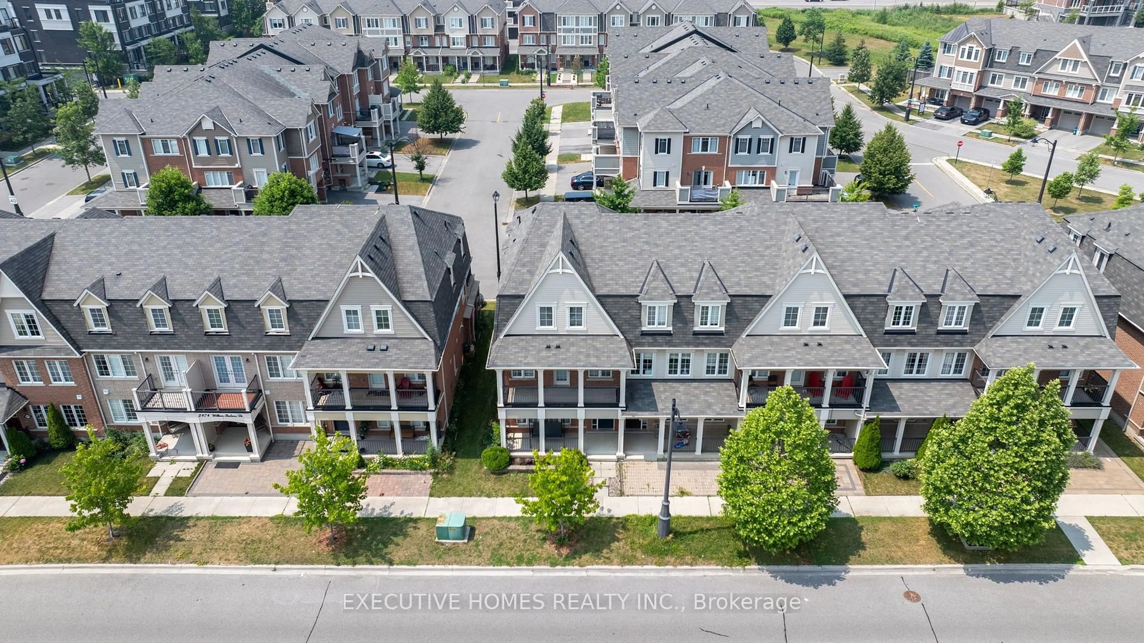 A pic from outside/outdoor area/front of a property/back of a property/a pic from drone, street for 2478 WILLIAM JACKSON Dr, Pickering Ontario L1X 0C3