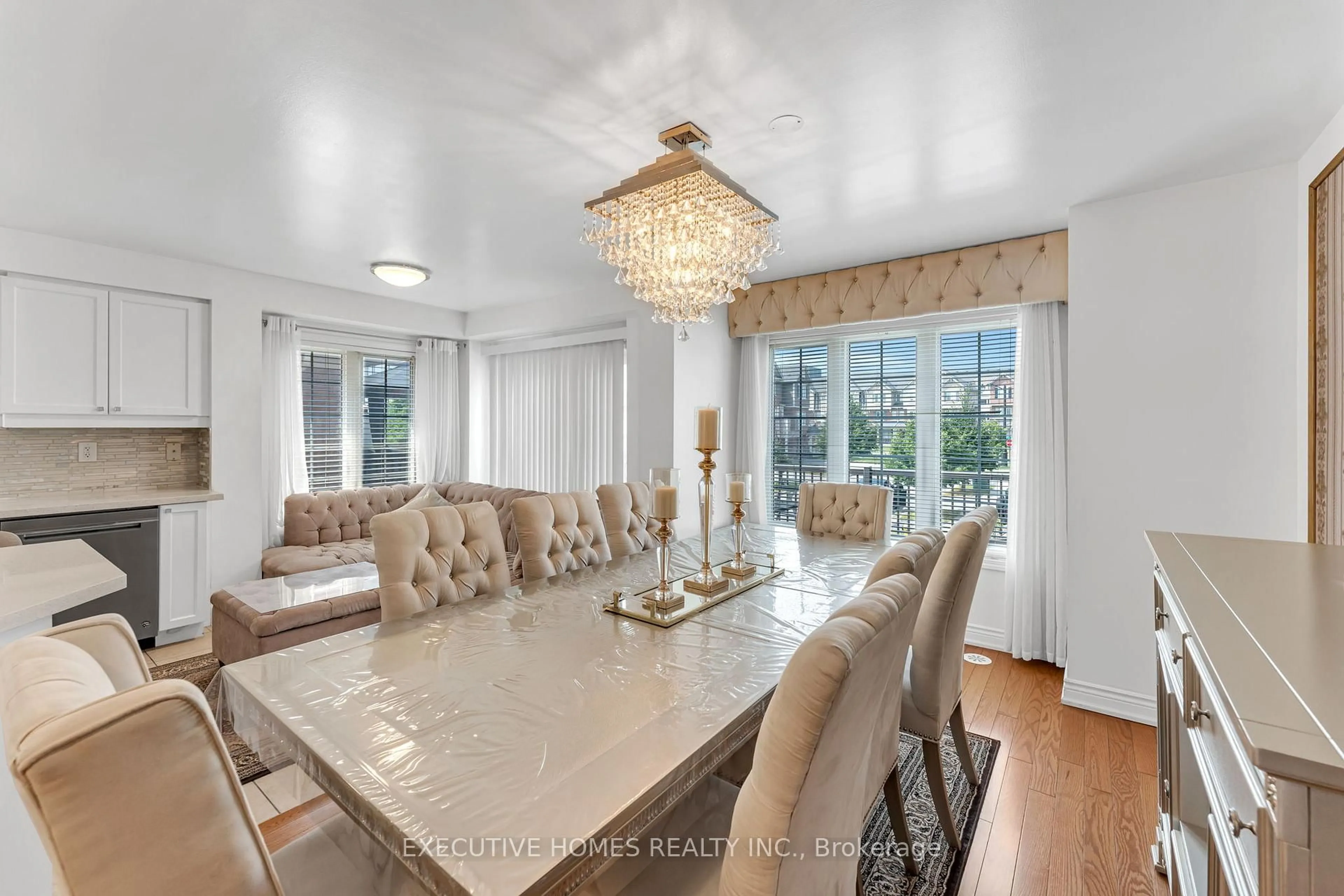 Dining room, unknown for 2478 WILLIAM JACKSON Dr, Pickering Ontario L1X 0C3