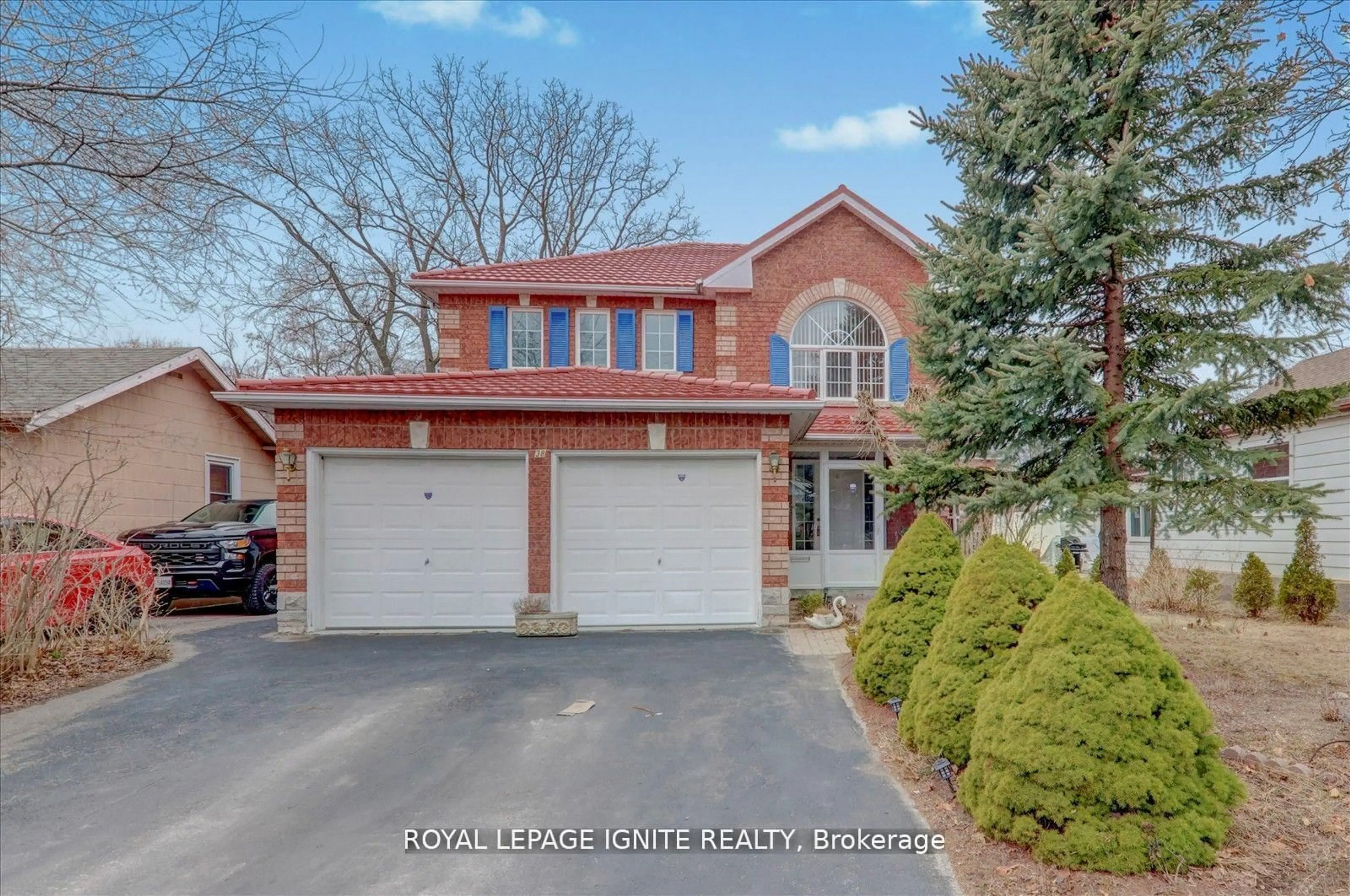 Home with brick exterior material, street for 38 Rodda Blvd, Toronto Ontario M1E 2Z6