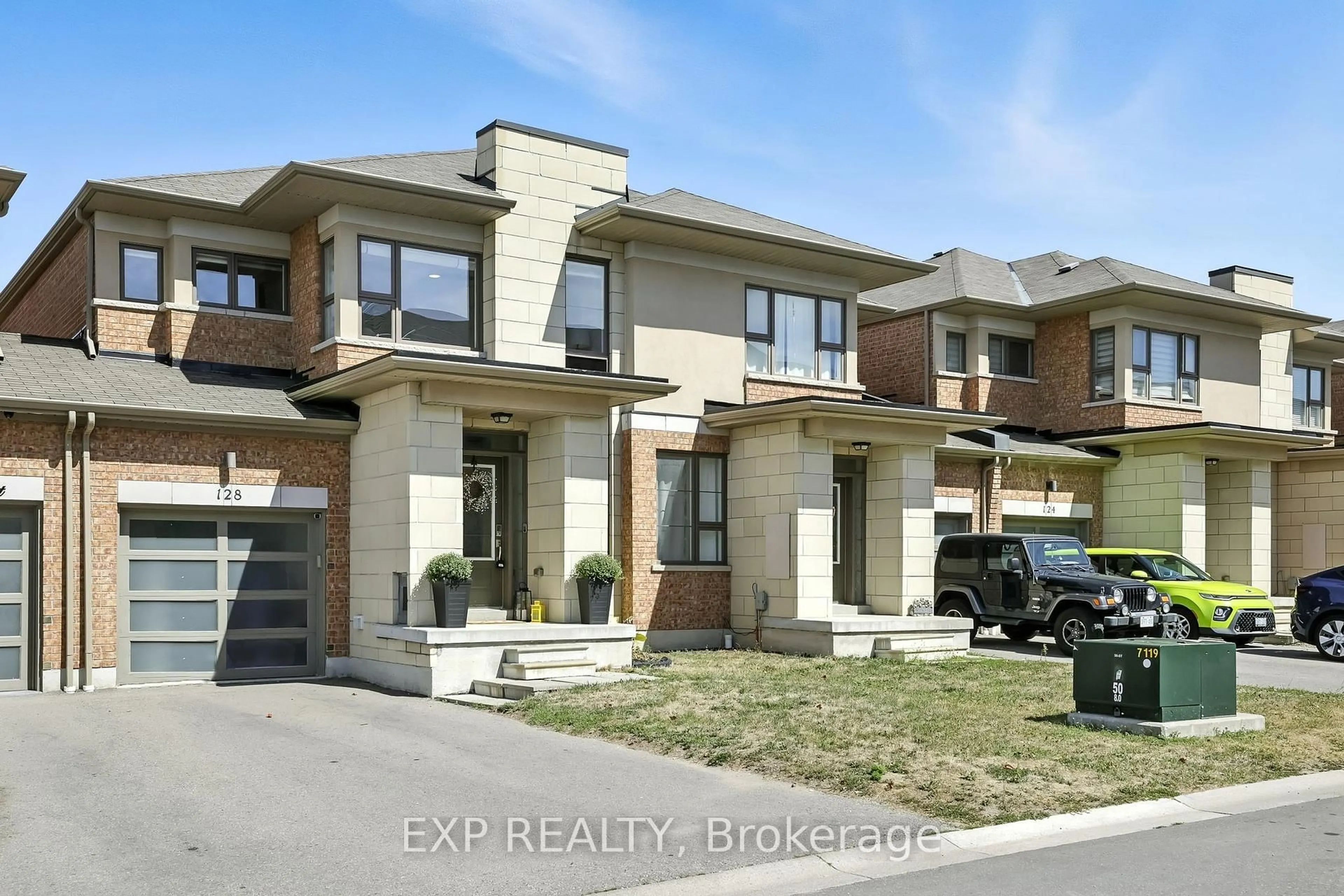 Home with brick exterior material, street for 128 Vanier St, Whitby Ontario L1R 0N3