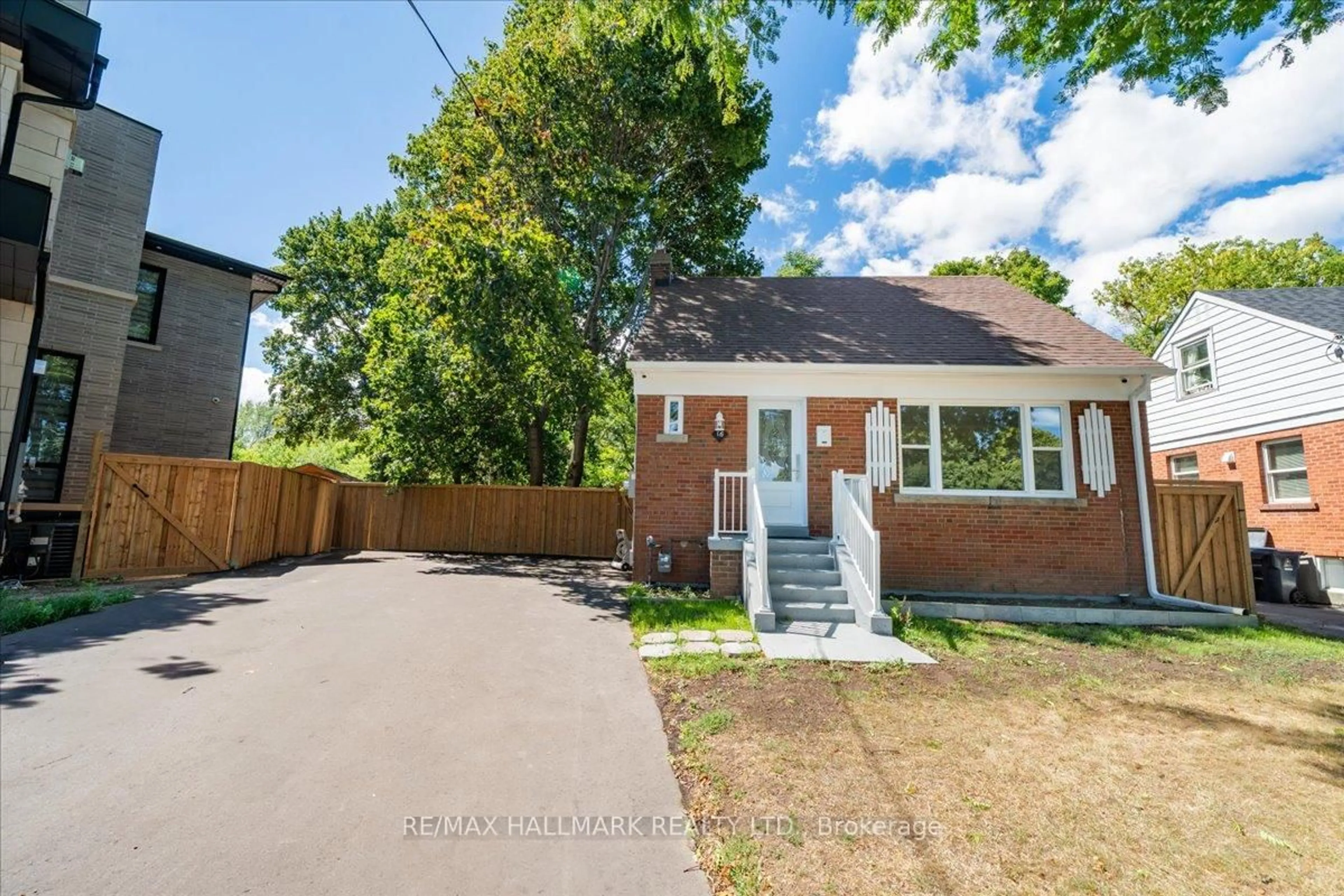 Home with brick exterior material, street for 16 Willowhurst Cres, Toronto Ontario M1R 3R6