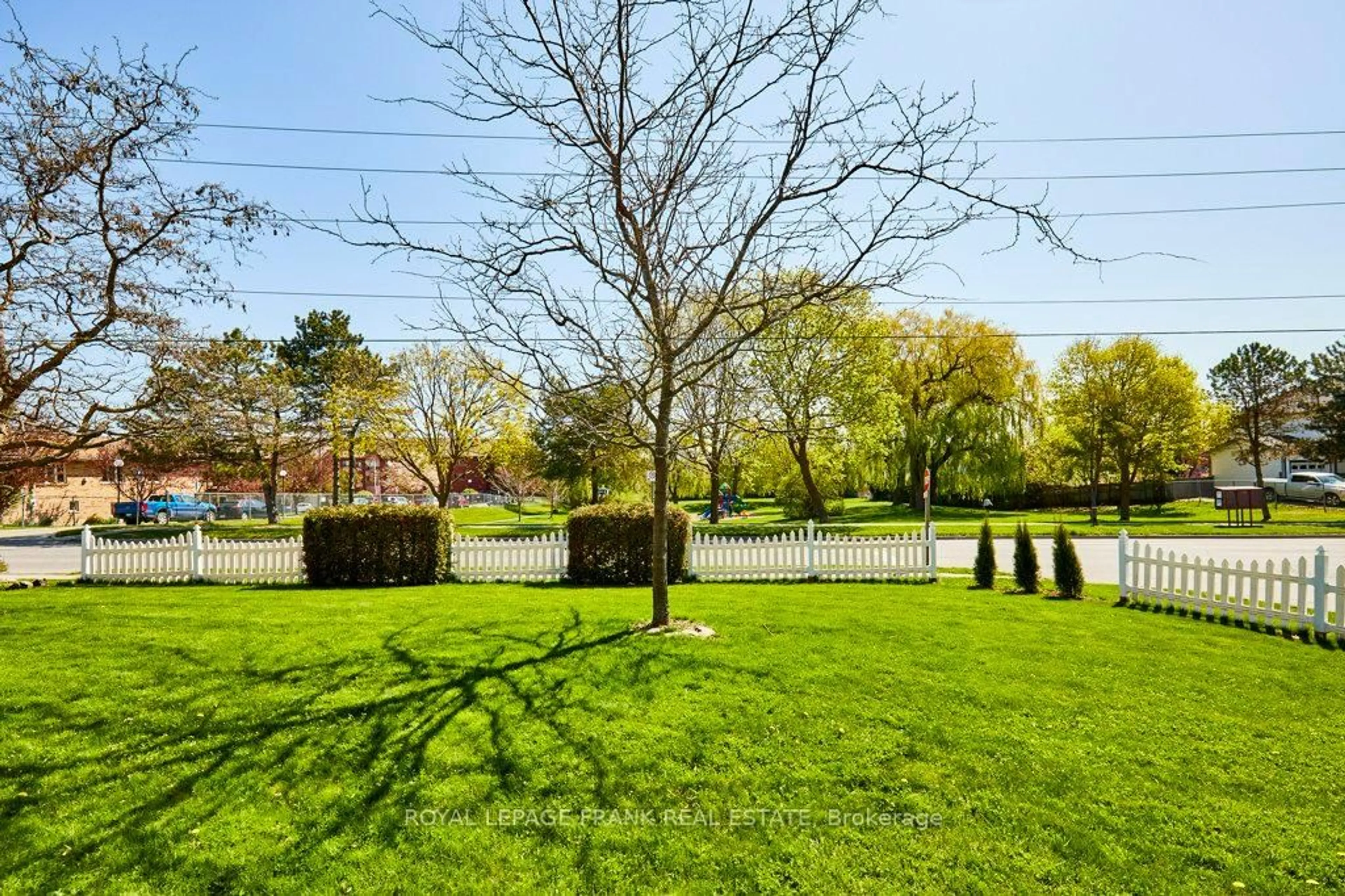 A pic from outside/outdoor area/front of a property/back of a property/a pic from drone, water/lake/river/ocean view for 519 Alma St, Scugog Ontario L9L 1R5