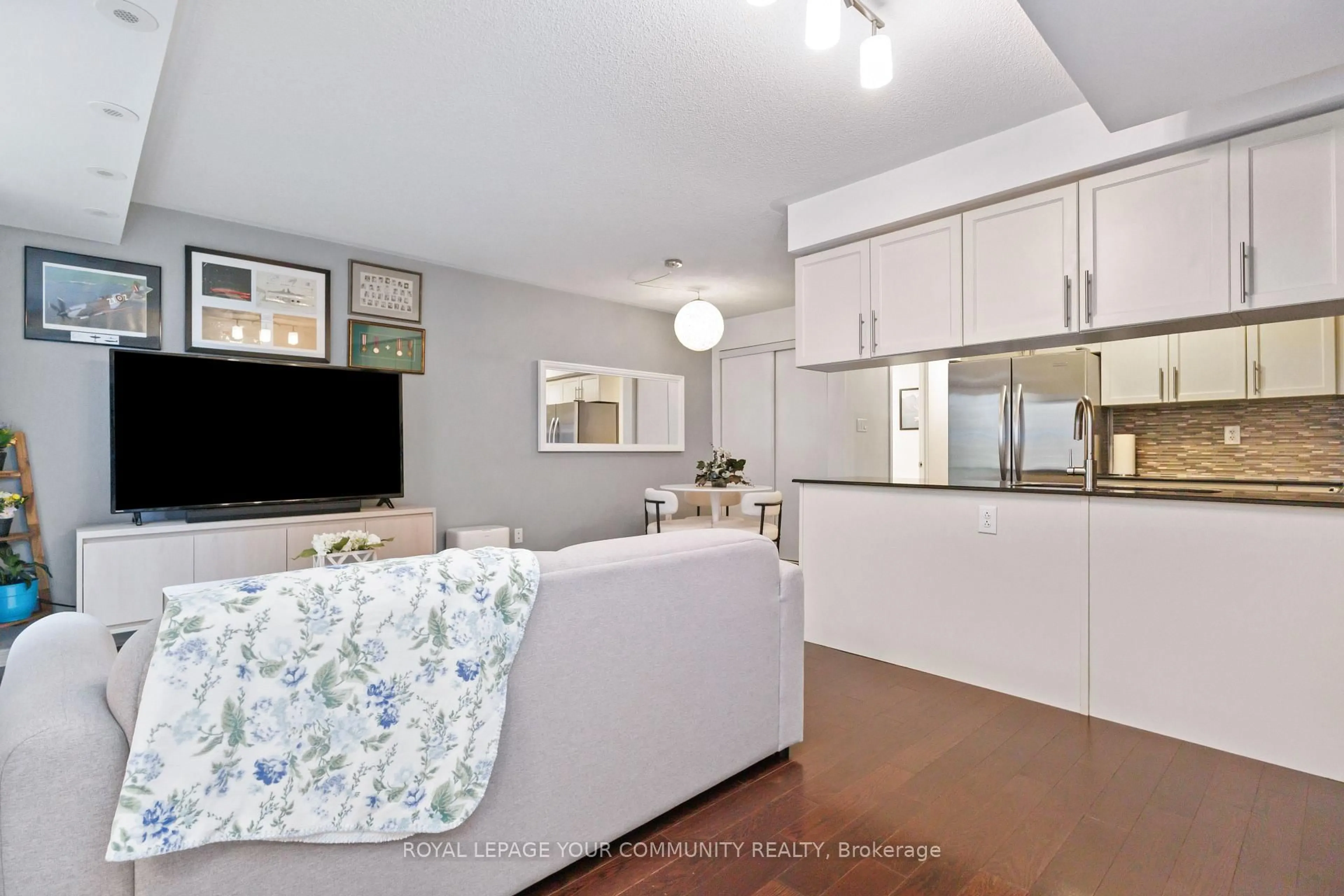 Open concept kitchen, unknown for 11 Frances Loring Lane #8, Toronto Ontario M4M 3E8