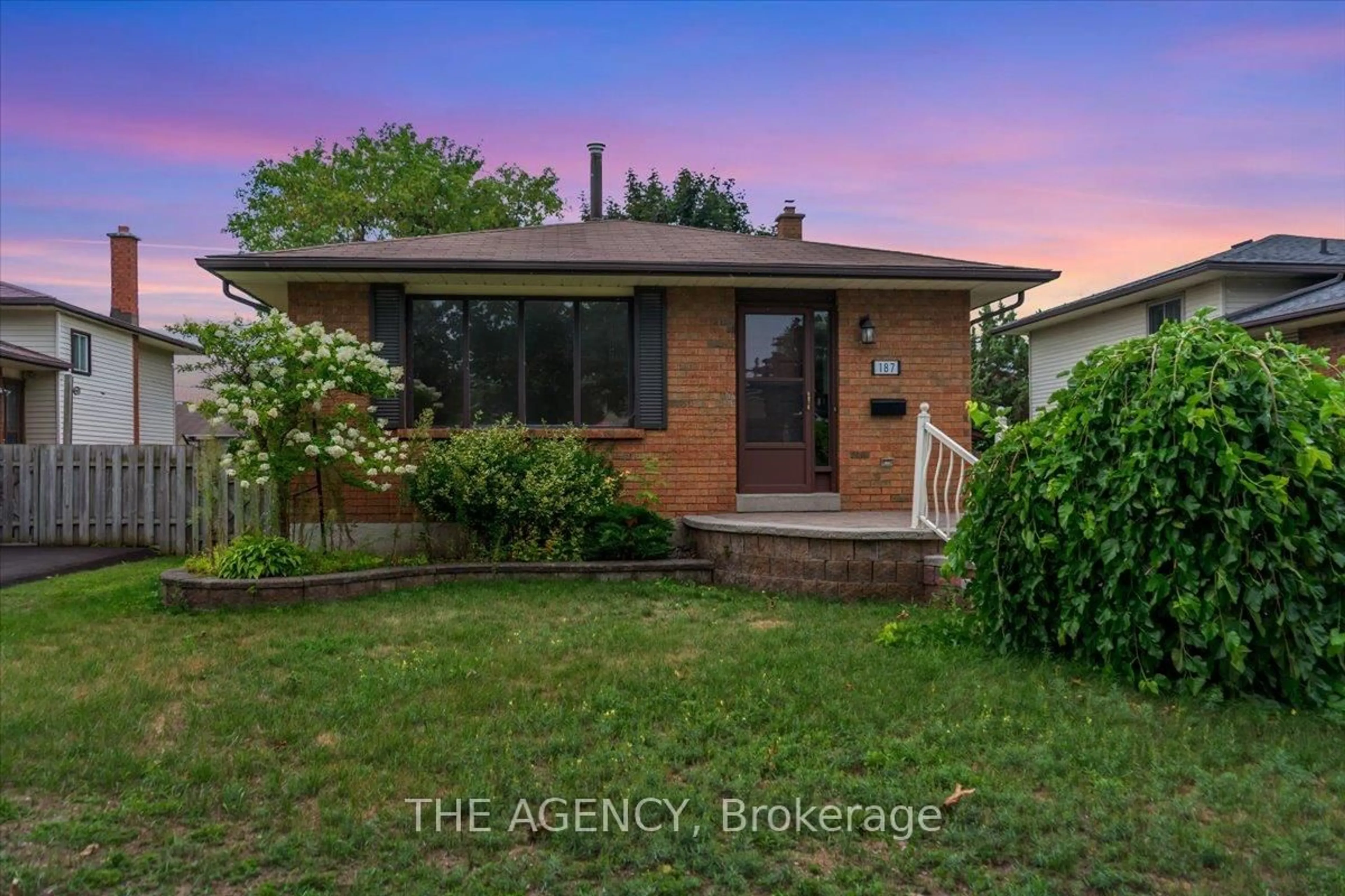 Home with brick exterior material, street for 187 Seneca Ave, Oshawa Ontario L1G 3V5