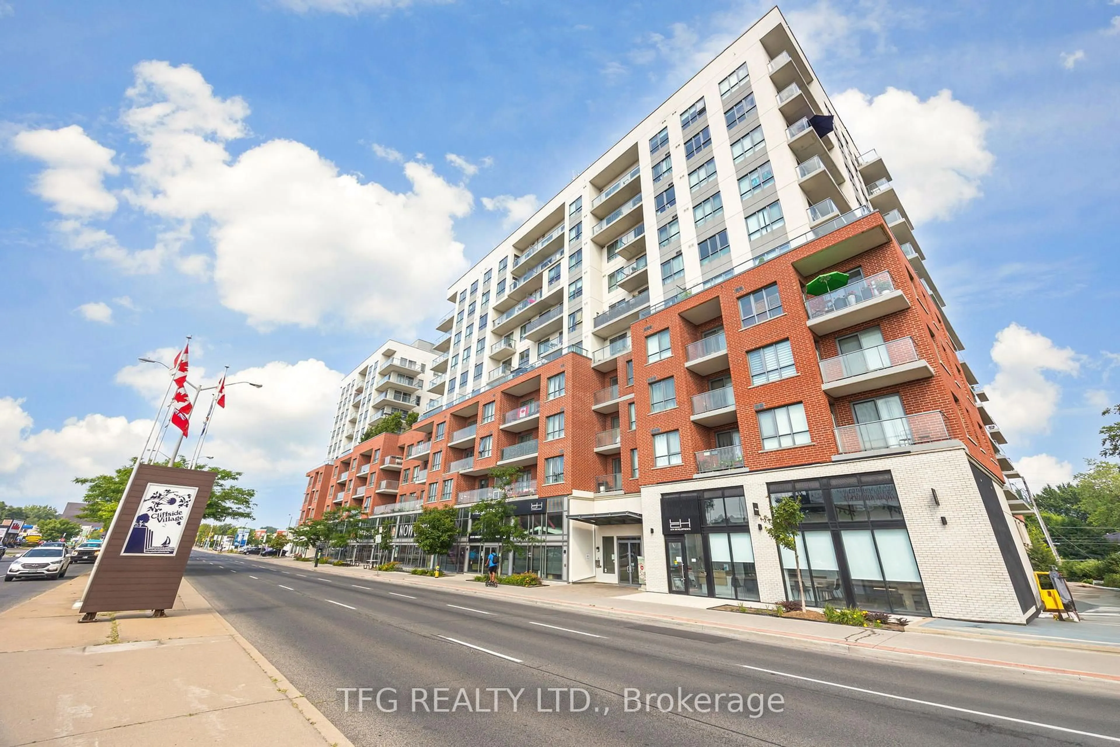 A pic from outside/outdoor area/front of a property/back of a property/a pic from drone, street for 22 East Haven Dr #827, Toronto Ontario M1N 1L9