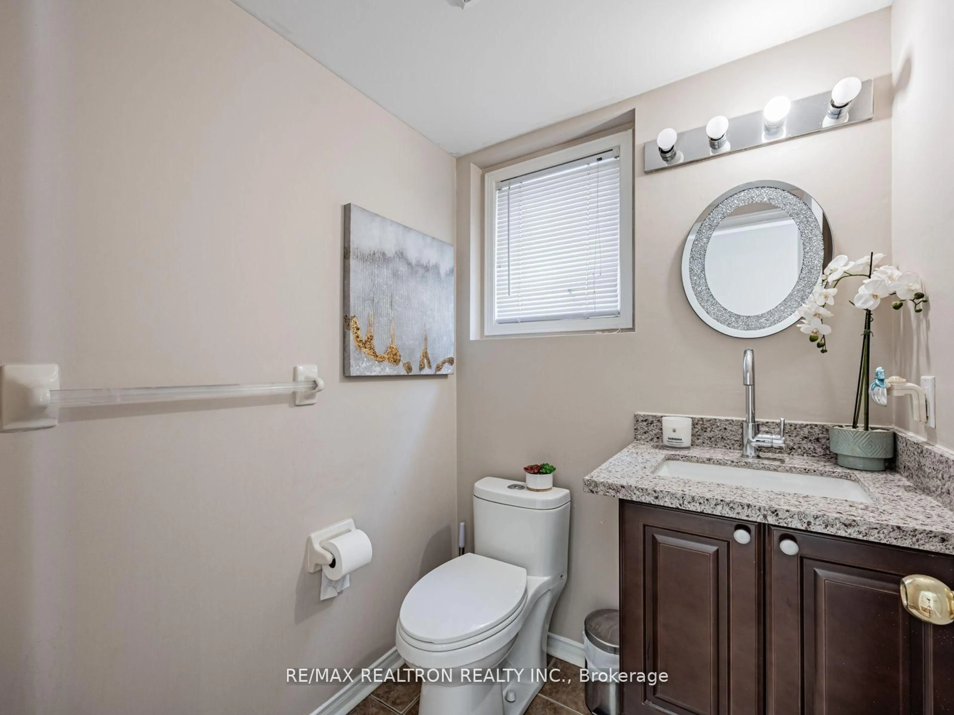 Standard bathroom, ceramic/tile floor for 19 Clapperton Dr, Ajax Ontario L1T 4X9