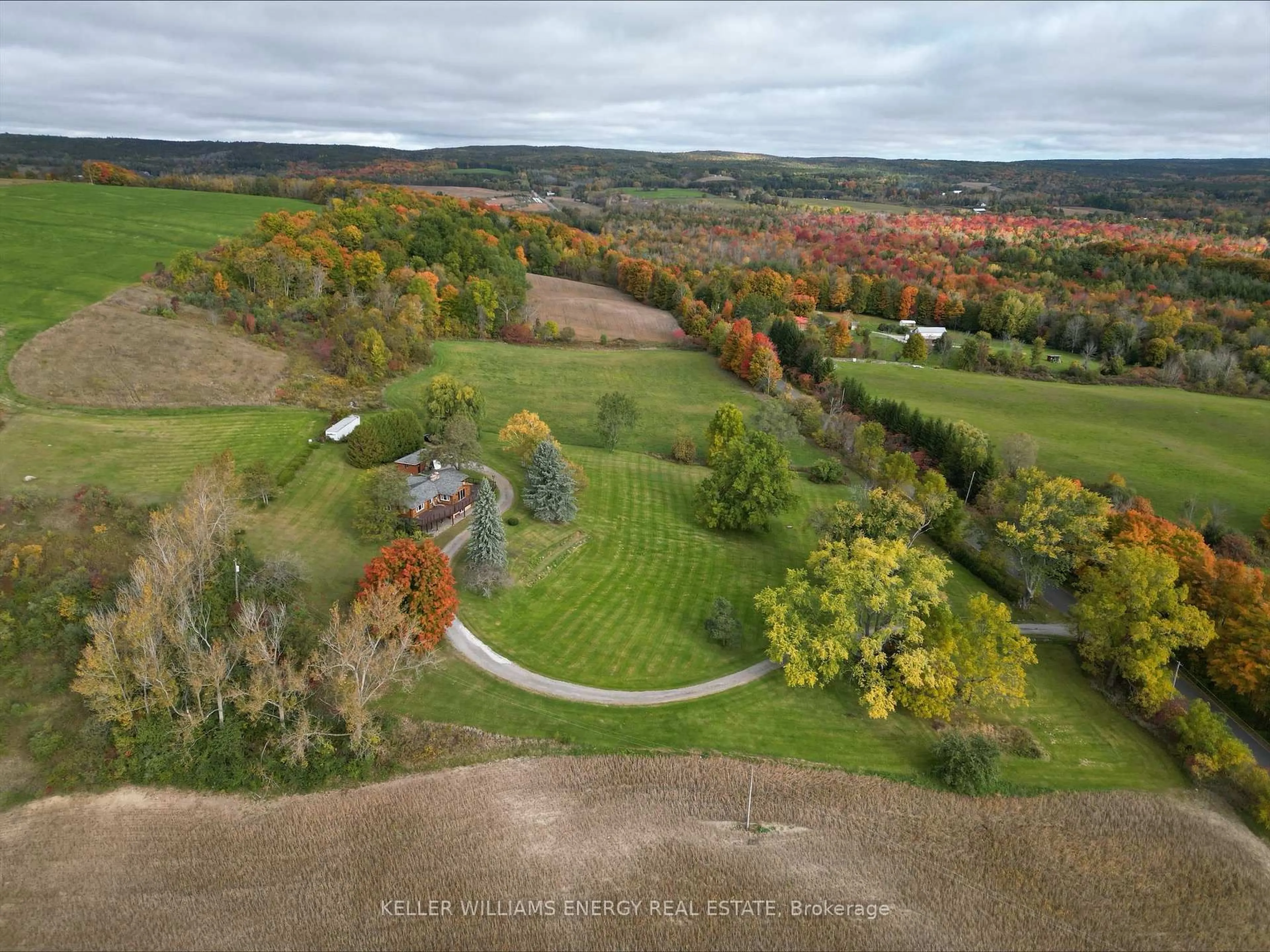 A pic from outside/outdoor area/front of a property/back of a property/a pic from drone, unknown for 7368 Mercer Rd, Clarington Ontario L0A 1E0