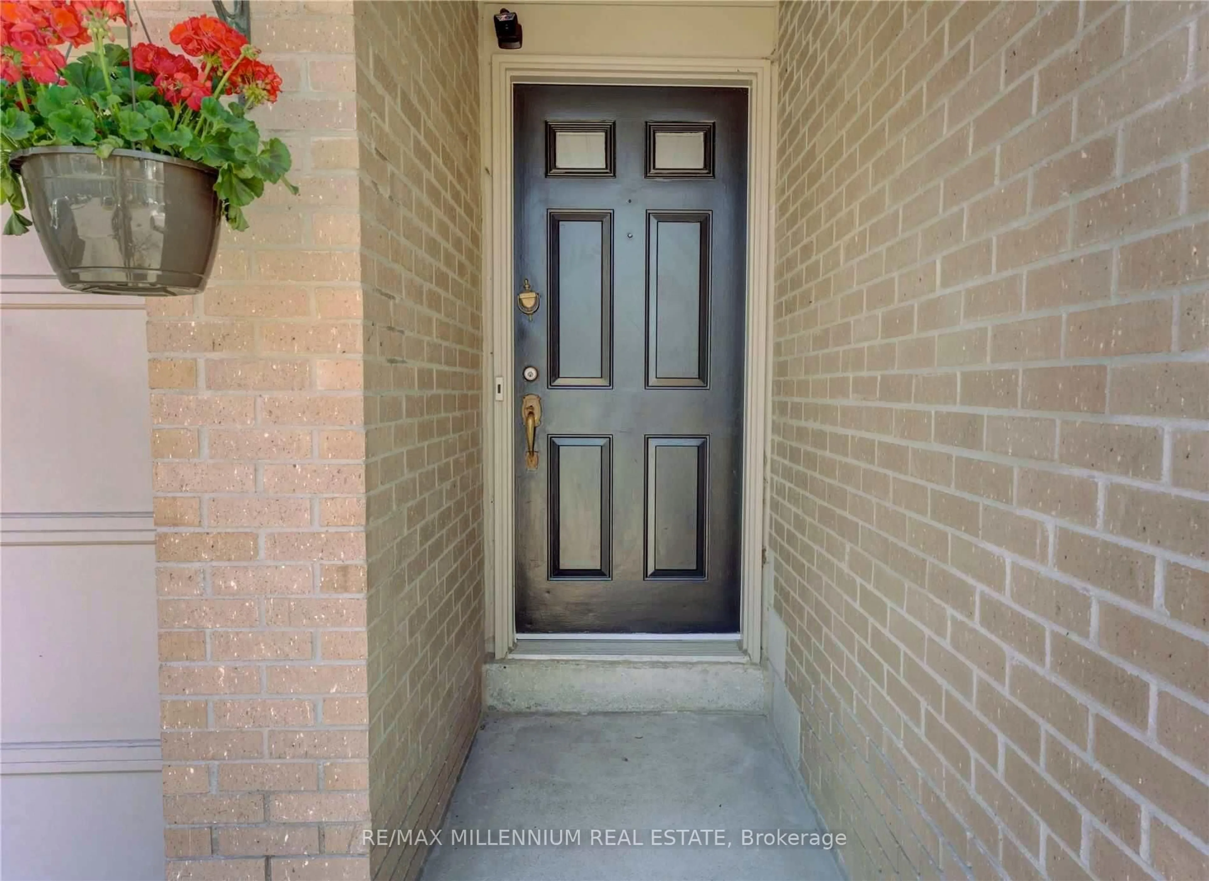 Indoor entryway for 62 Cumberland Lane, Ajax Ontario L1S 7K4