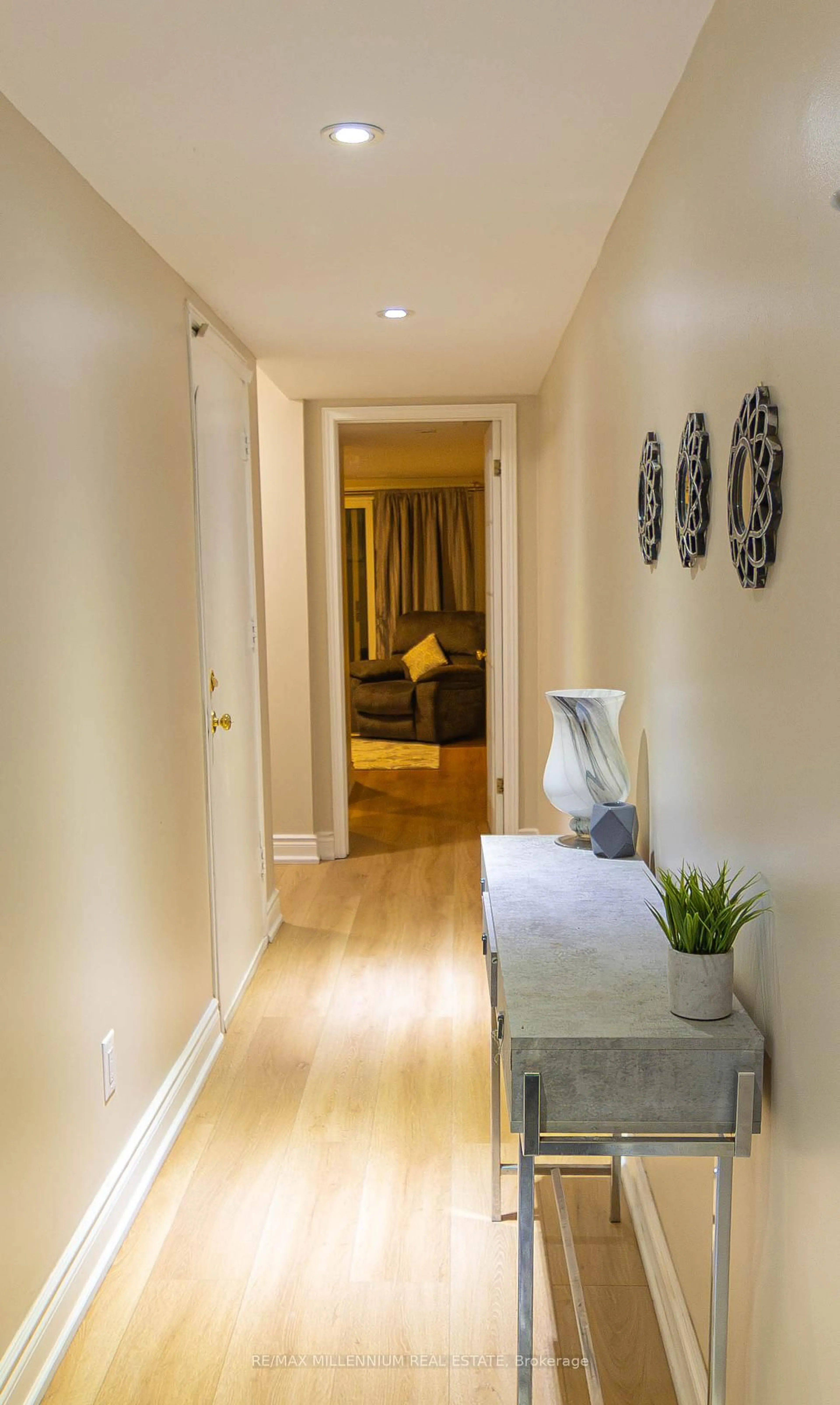 Indoor entryway for 62 Cumberland Lane, Ajax Ontario L1S 7K4