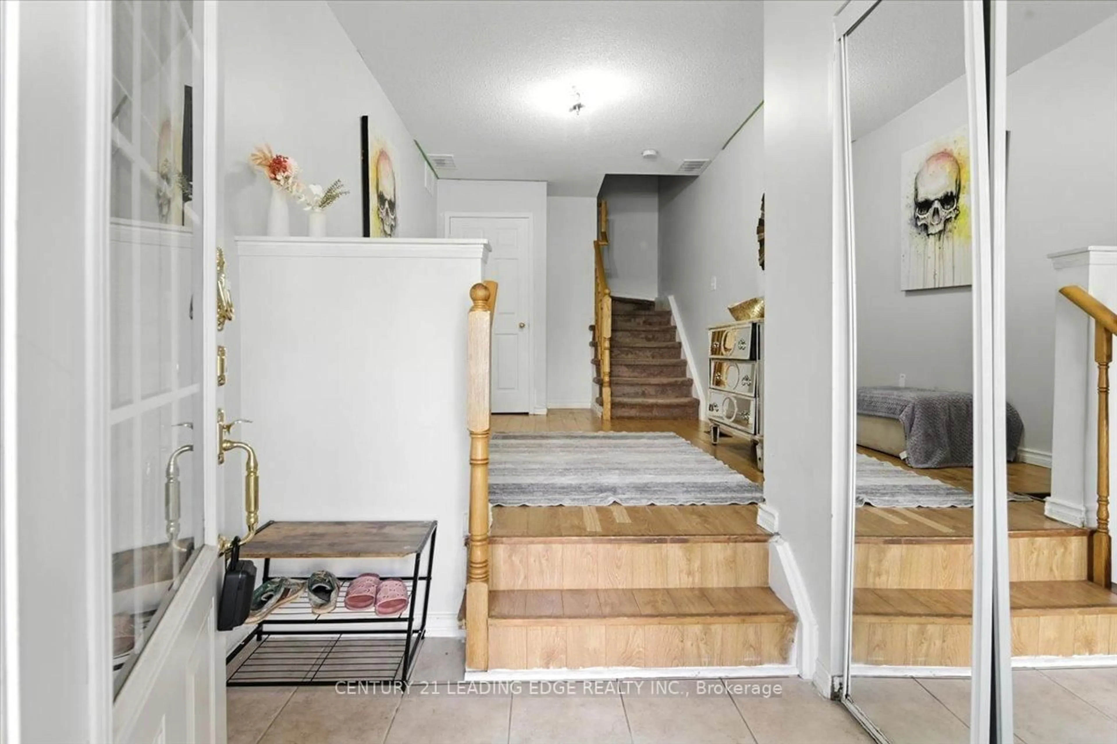 Indoor foyer for 36 Silvester St, Ajax Ontario L1Z 0M5