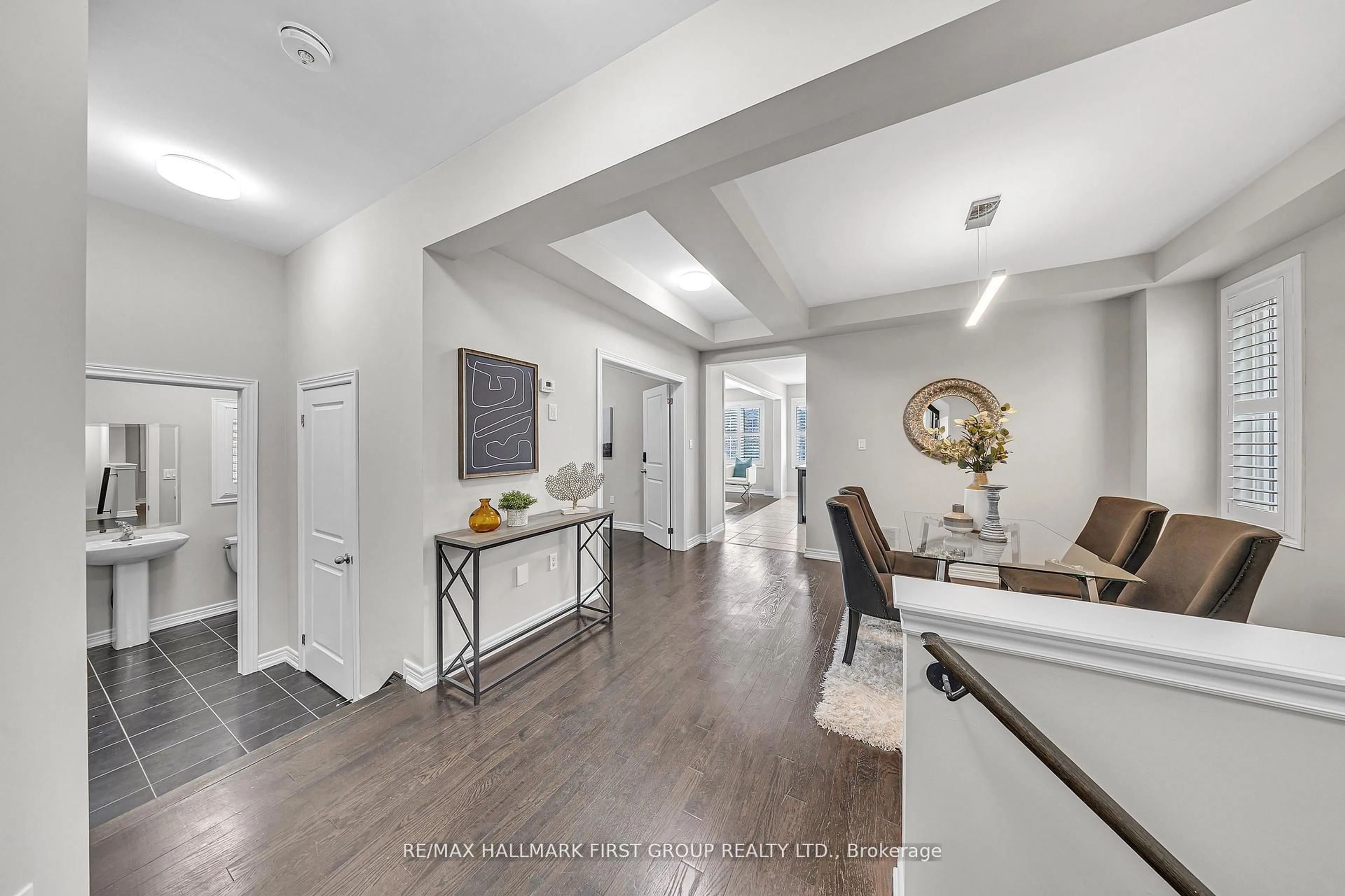Open concept kitchen, unknown for 111 Fred Jackman Ave, Clarington Ontario L1C 0T4