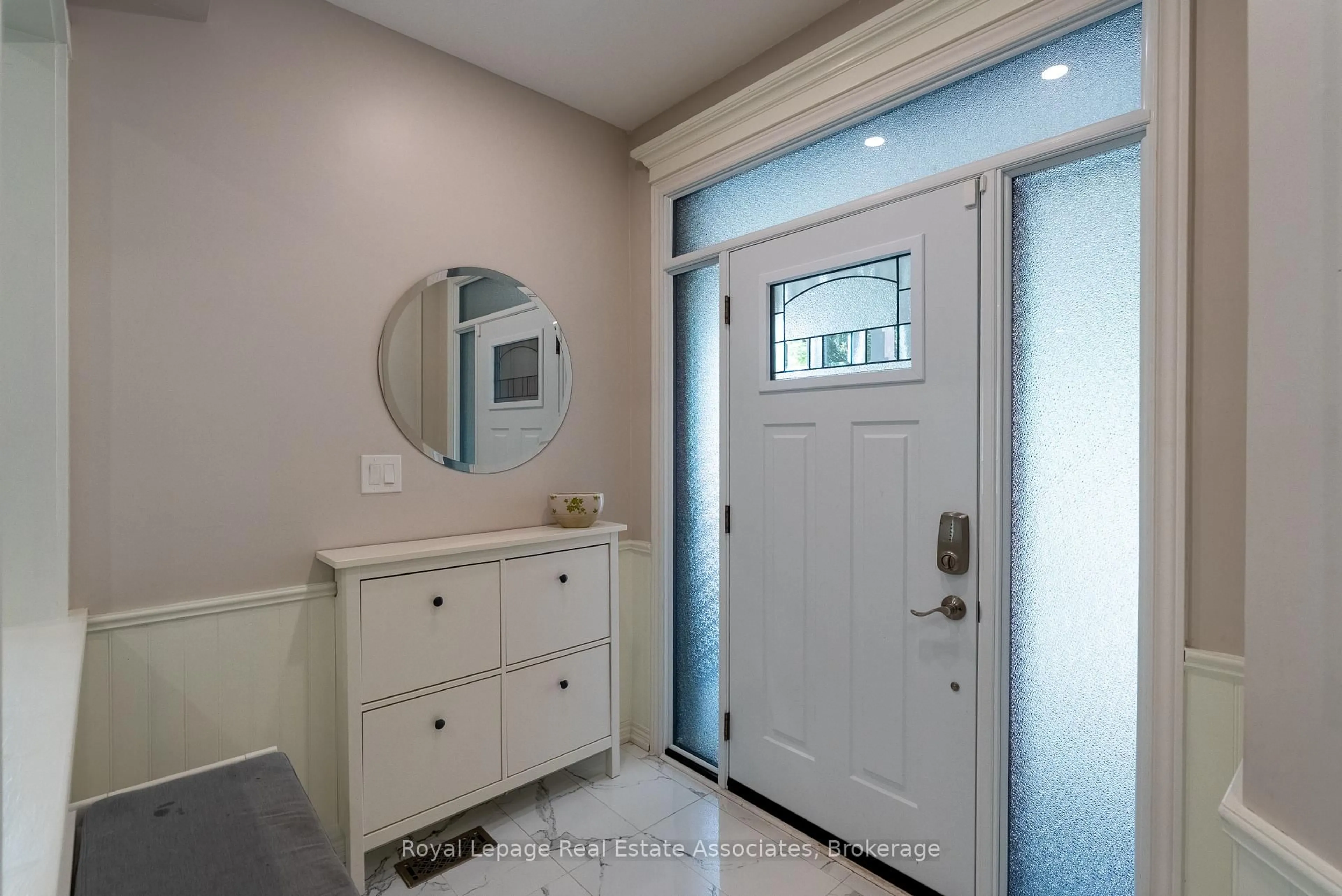 Indoor entryway for 11 Cody Ave, Whitby Ontario L1M 1K8