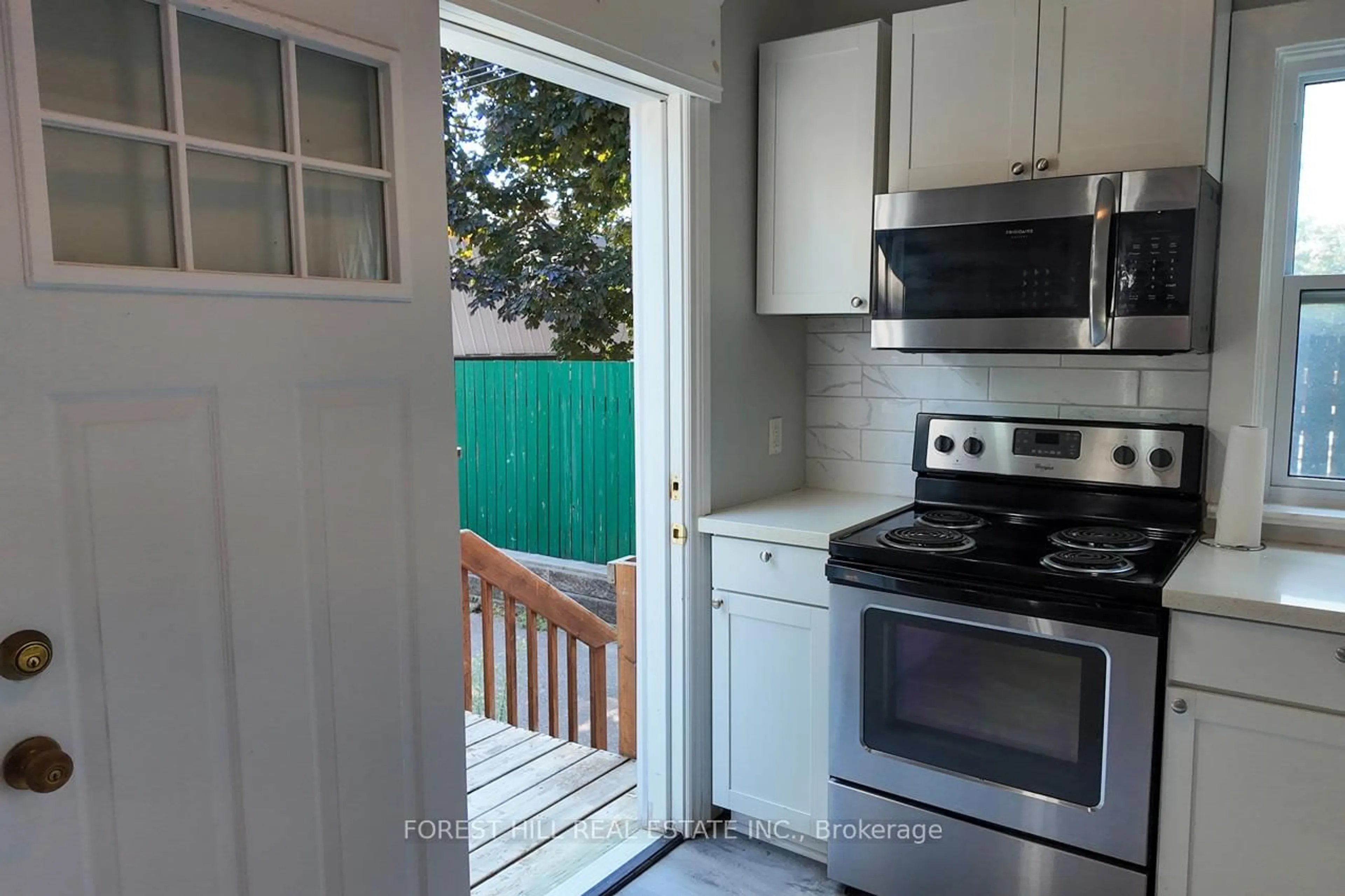 Standard kitchen, unknown for 73 Patricia Ave, Oshawa Ontario L1G 5X7