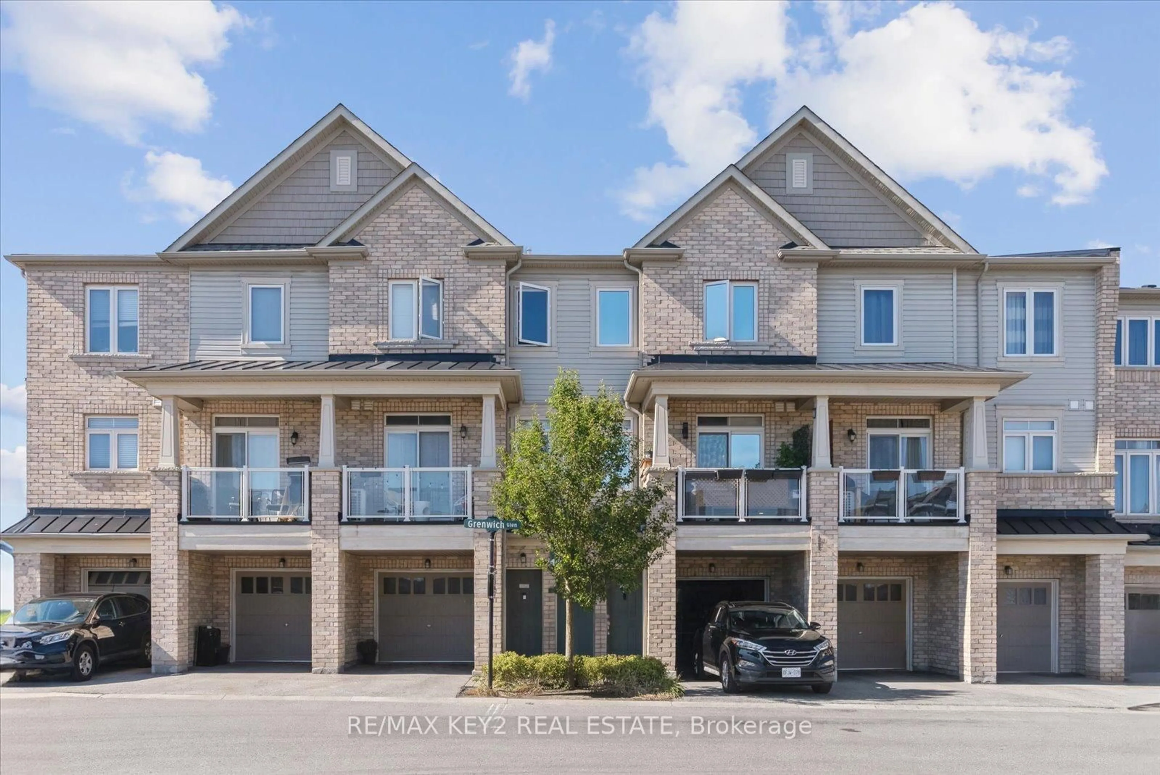 Unknown for 1704 Grenwich Glen #175, Pickering Ontario L1X 0E4