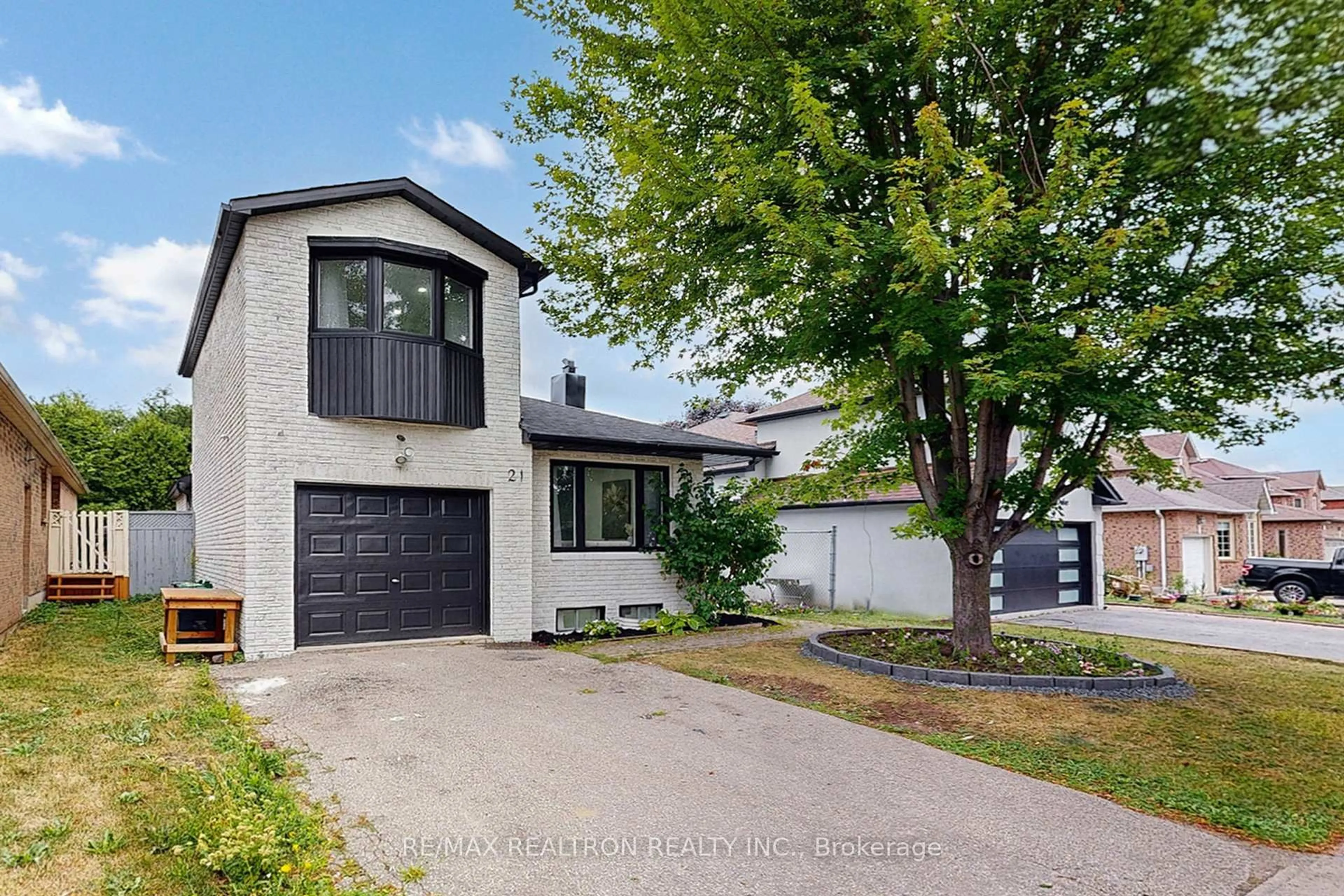 Unknown for 21 Delaney Dr, Ajax Ontario L1T 2K4