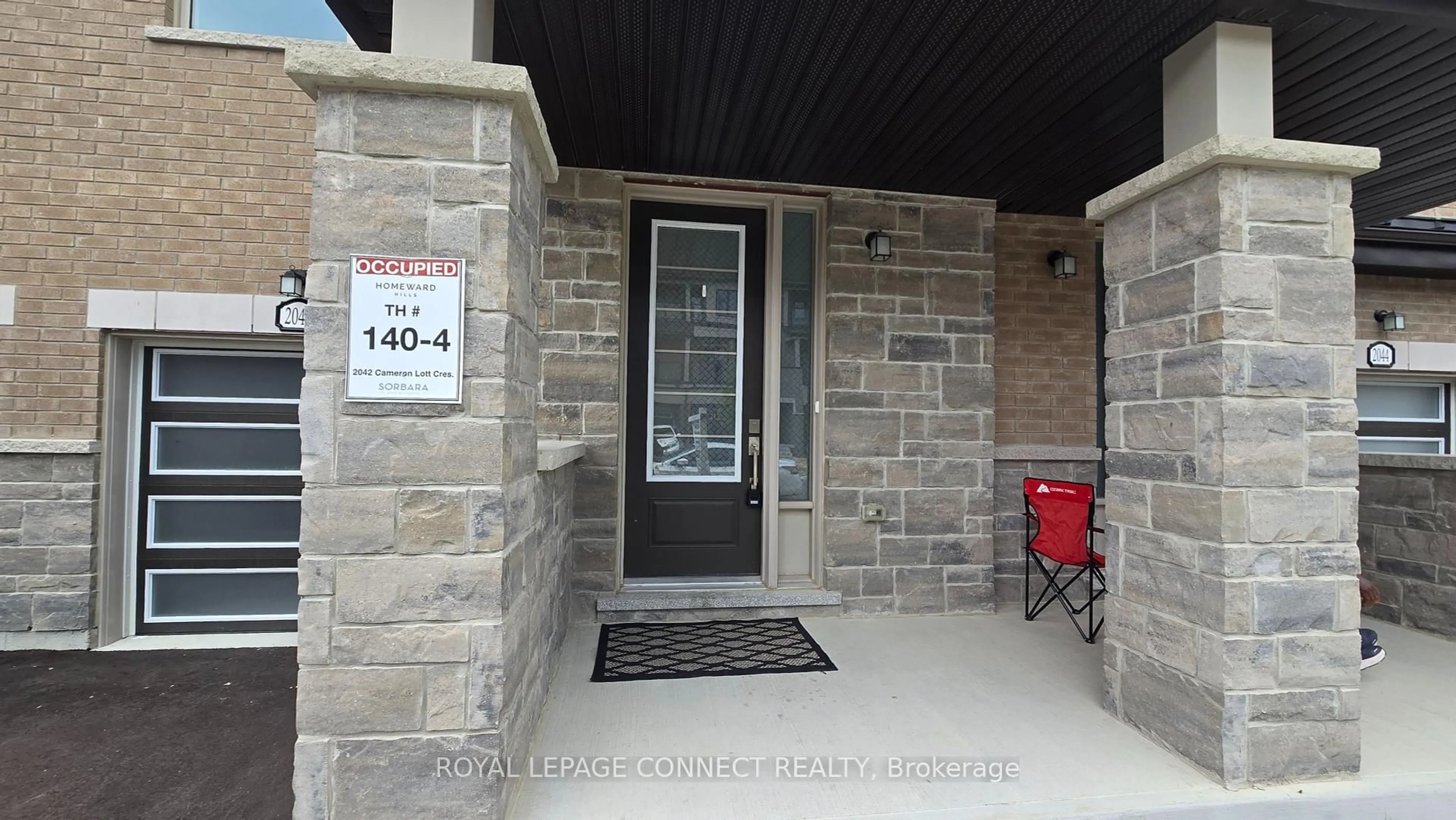 Indoor entryway for 2042 Cameron Lott Cres, Oshawa Ontario L1L 0S1