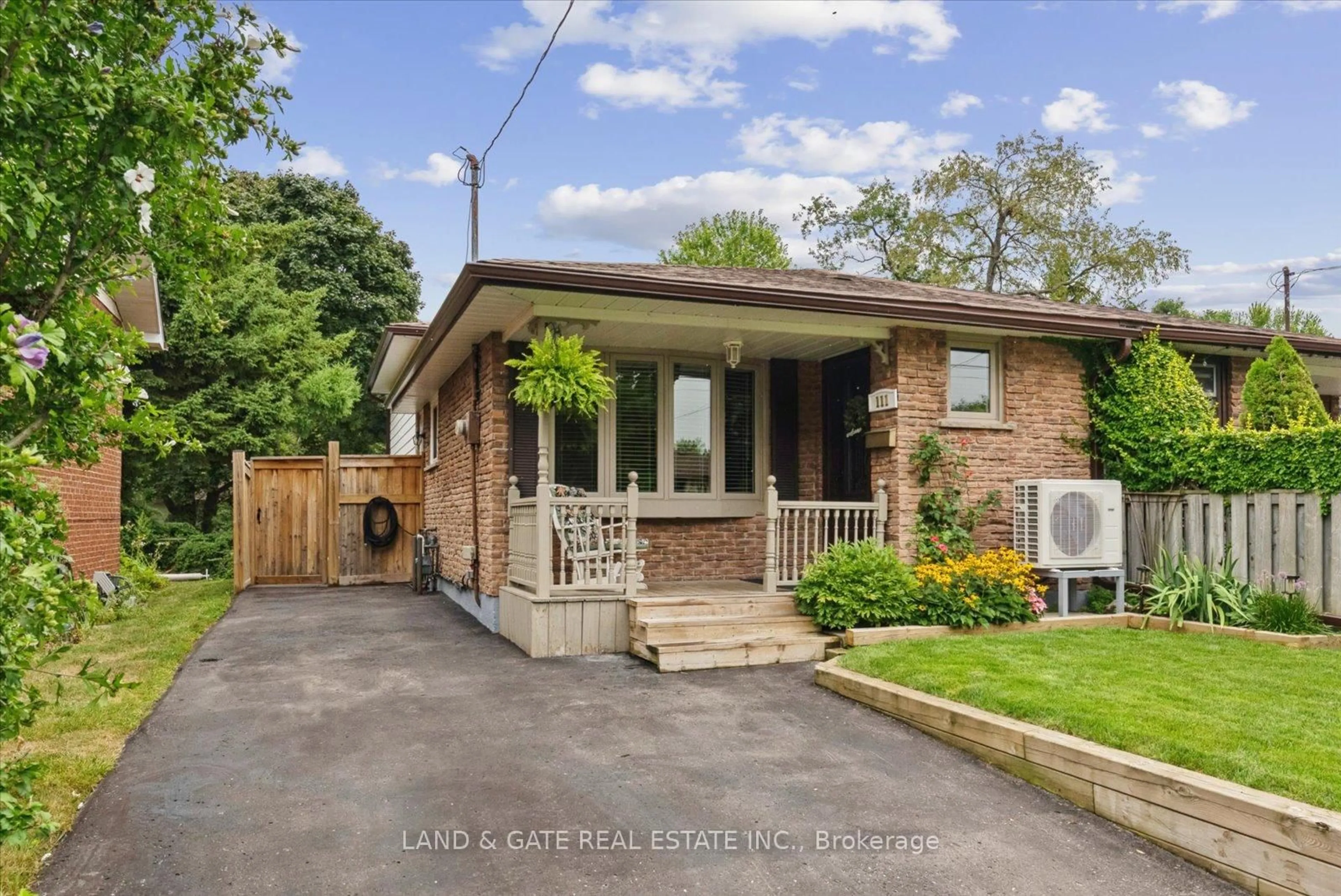 Home with brick exterior material, street for 111 Guelph St, Oshawa Ontario L1H 6H8